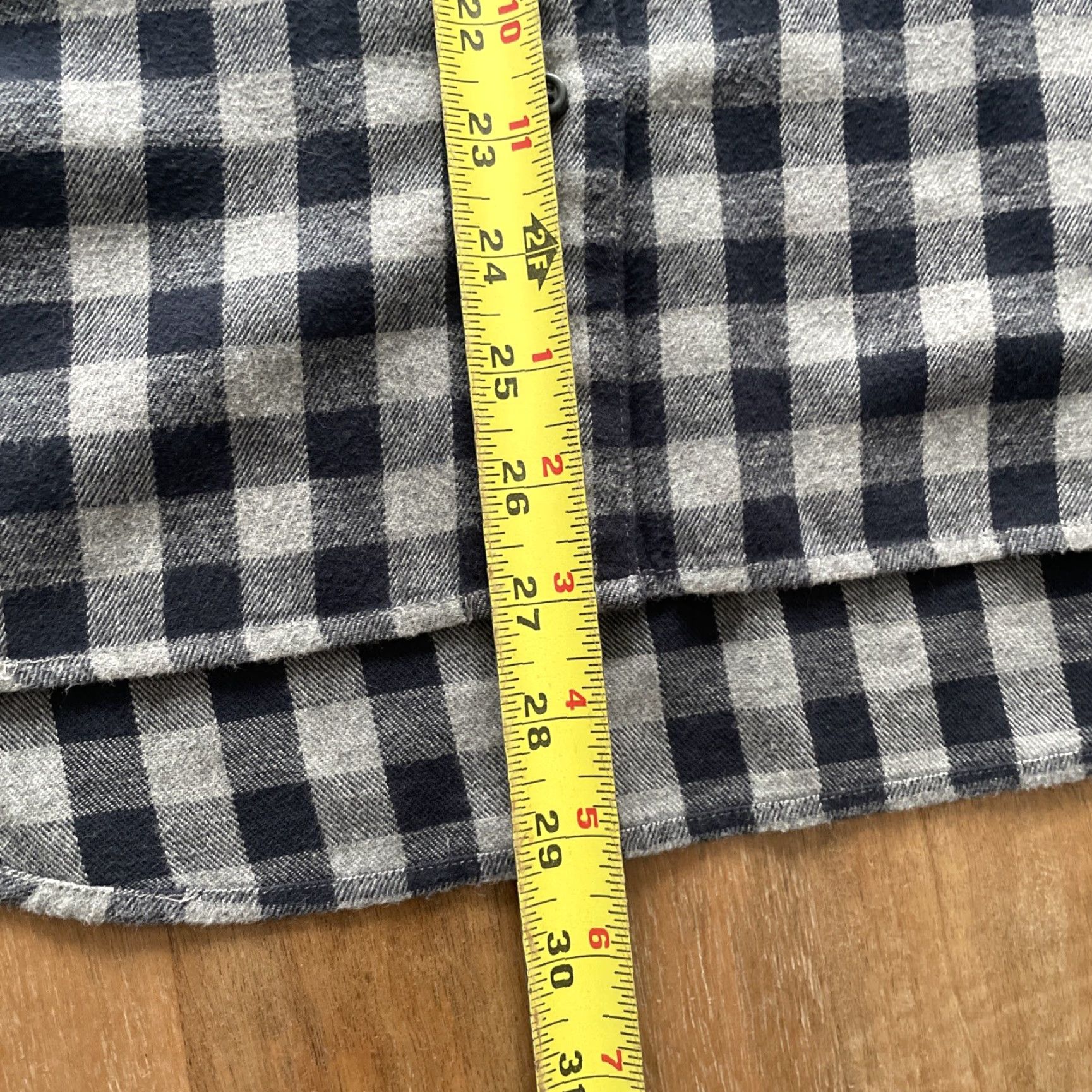 Madewell Madewell Shirt Women Size S Blue/Gray Buffalo Check Plaid Button-Up Long Sleeve Casual Workwear Petite? (keep as is) Size S / US 4 / IT 40 - 6 Thumbnail