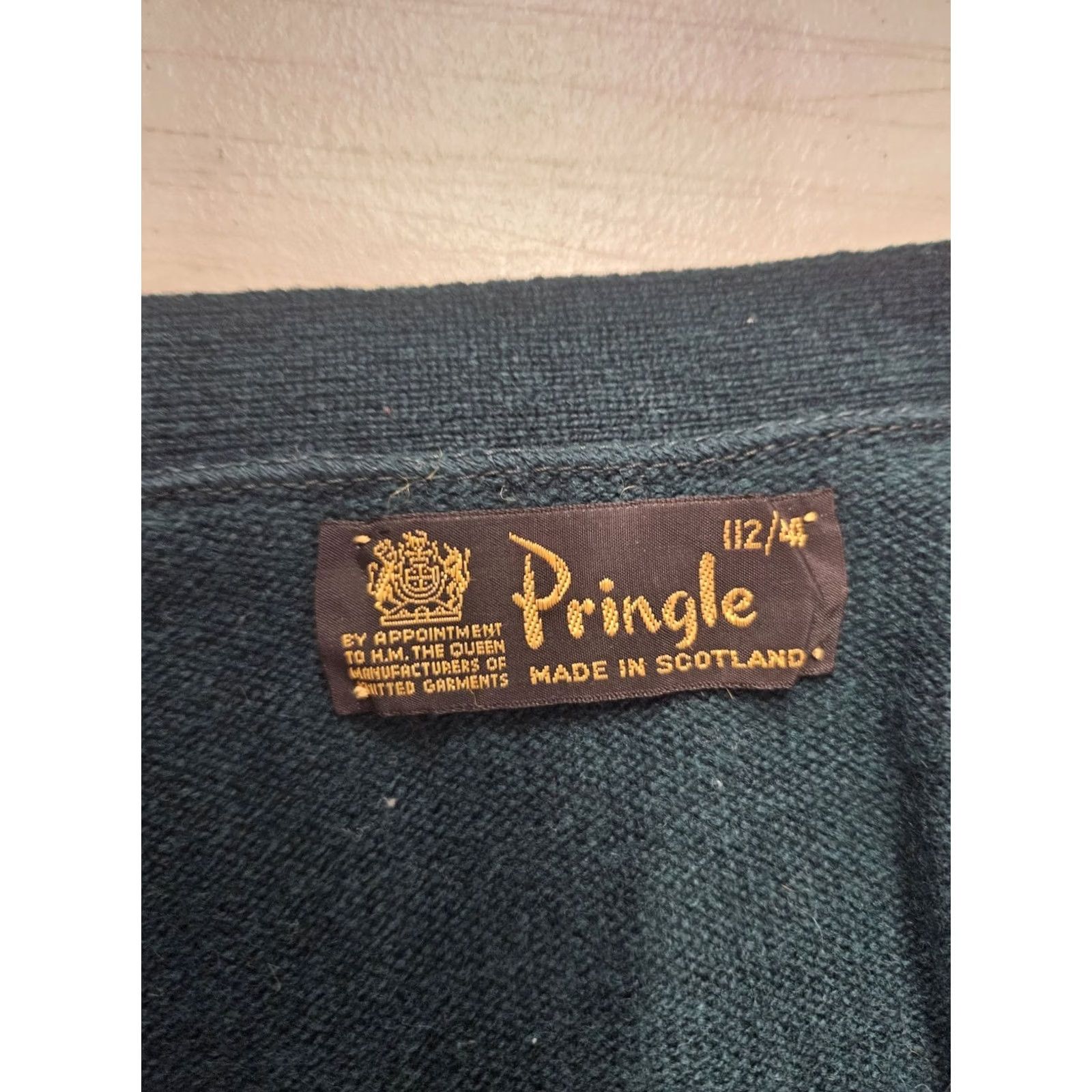Vintage Pringle Sweater Mens Large Green Lambswool Knit V Neck Cardigan 44/112, Men's — image 2 of 6
