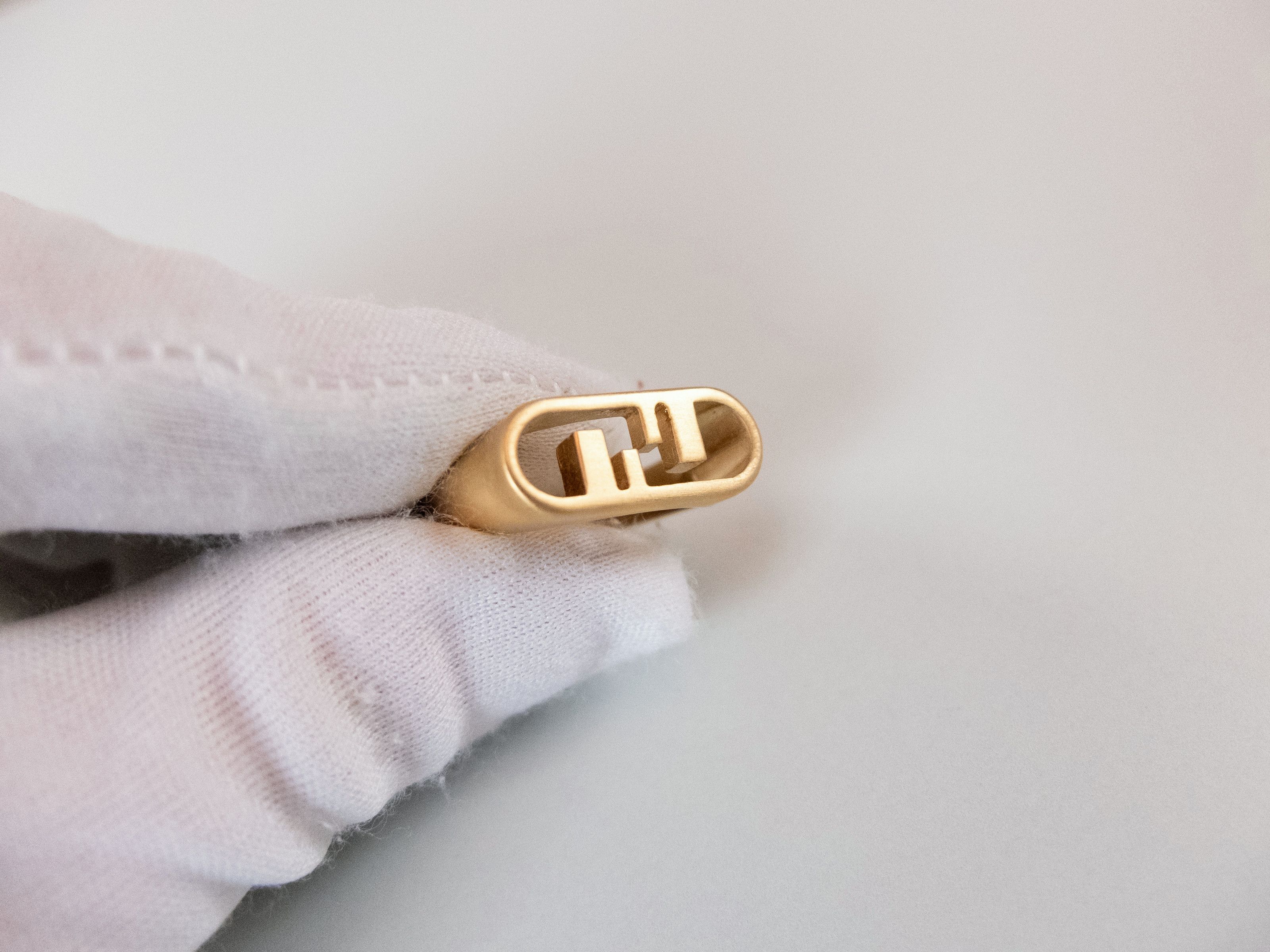 Fendi FENDI O'Lock satin gold tone metal FF ring Medium authentic Size ONE SIZE - 4 Thumbnail