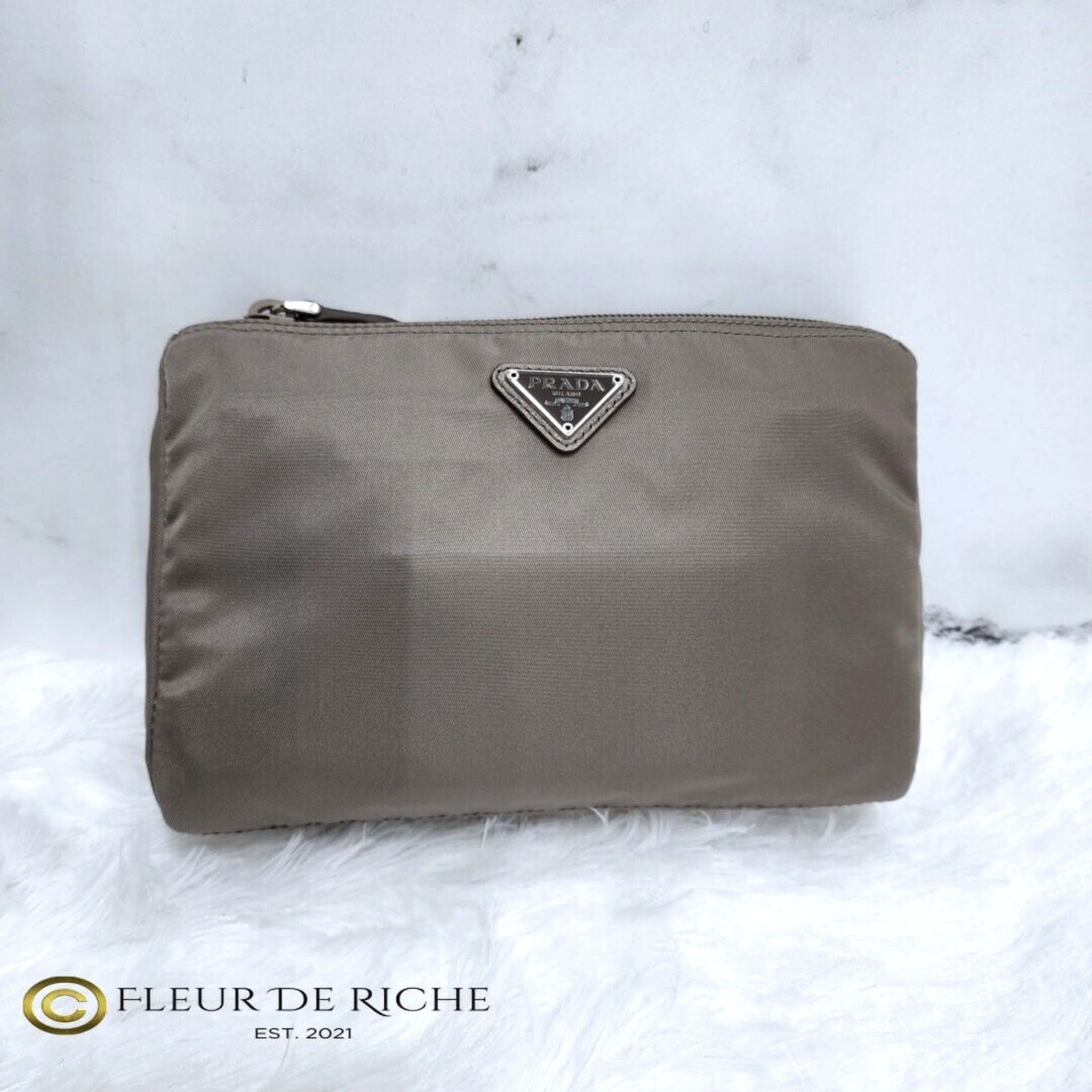 Prada Prada Necessaire Tessuto Nylon Small Toiletry Clutch Gray Size ONE SIZE - 2 Thumbnail