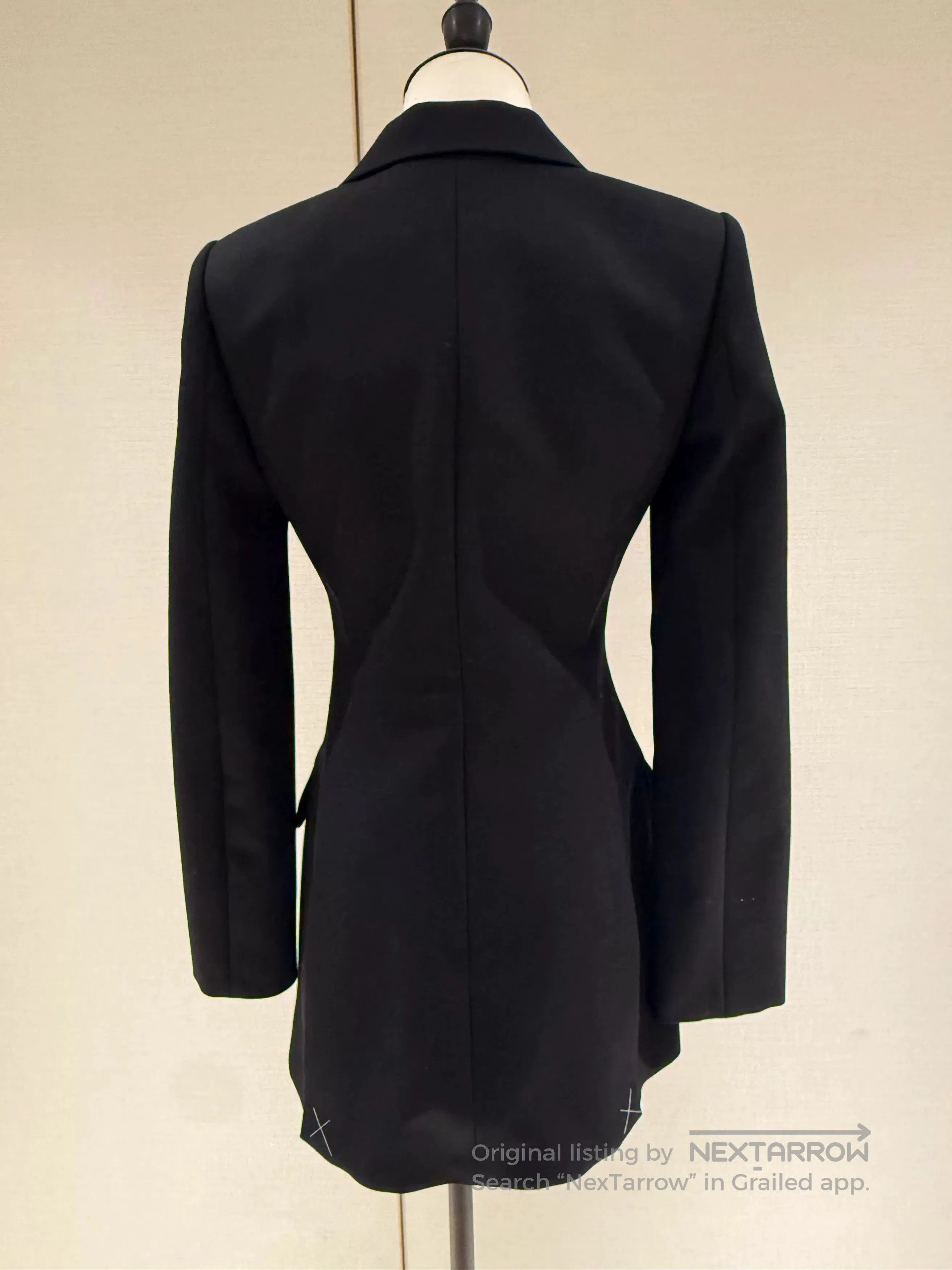 Fendi Fendi Wool Long Coat with Silk Details. Size US S / EU 44-46 / 1 - 2 Thumbnail
