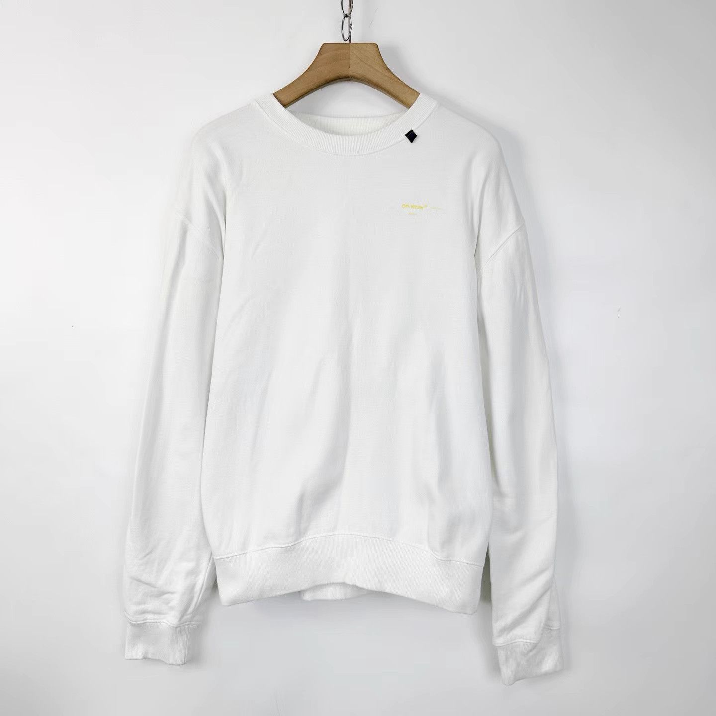 Off-White Off-White Yellow Arrow Print Crew Neck Sweatshirt K12 Size US XL / EU 56 / 4 - 2 Thumbnail