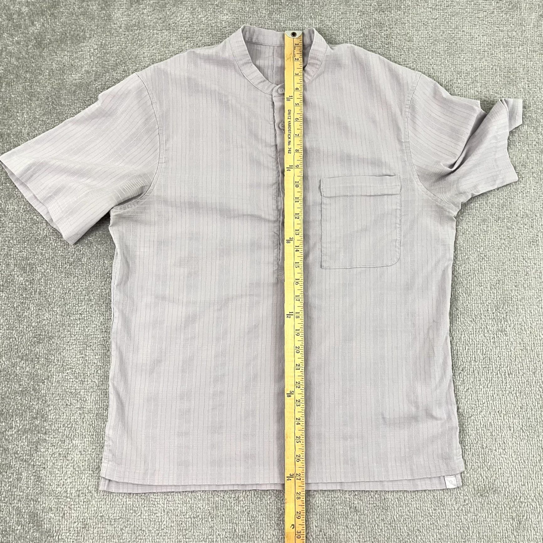 Lululemon Lululemon Henley Shirt Mens M Ice Iris Purple Button Pocket Short Sleeve 1/2 Button Vintage No N/A Size US M / EU 48-50 / 2 - 4 Thumbnail