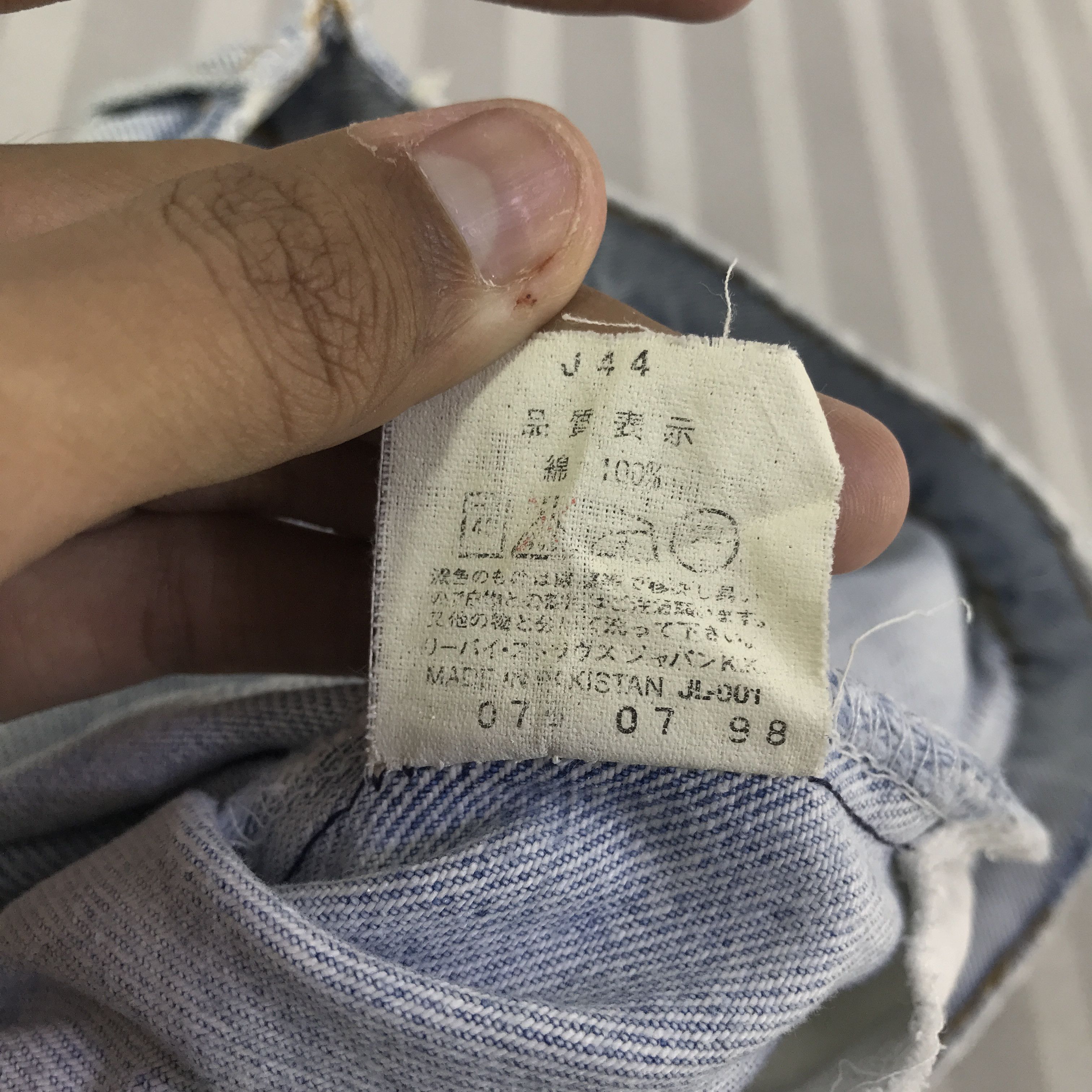 Levi's Vintage Clothing Vintage Levis light Wash Denim Jeans Pants K130B22 Size US 32 / EU 48 - 19 Thumbnail