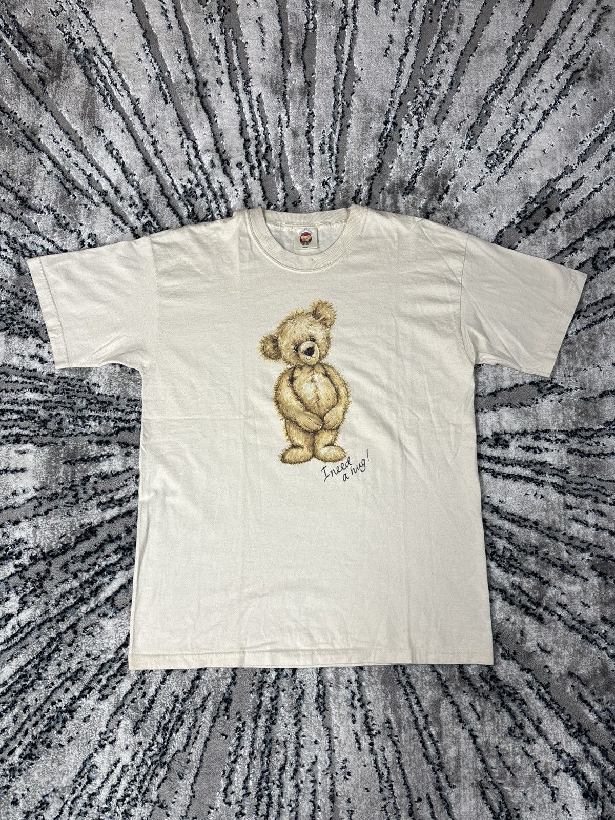 Vintage The English Teddy Bear Company Hug tshirt Streetwear y2k 90s Size US L / EU 52-54 / 3 - 3 Thumbnail