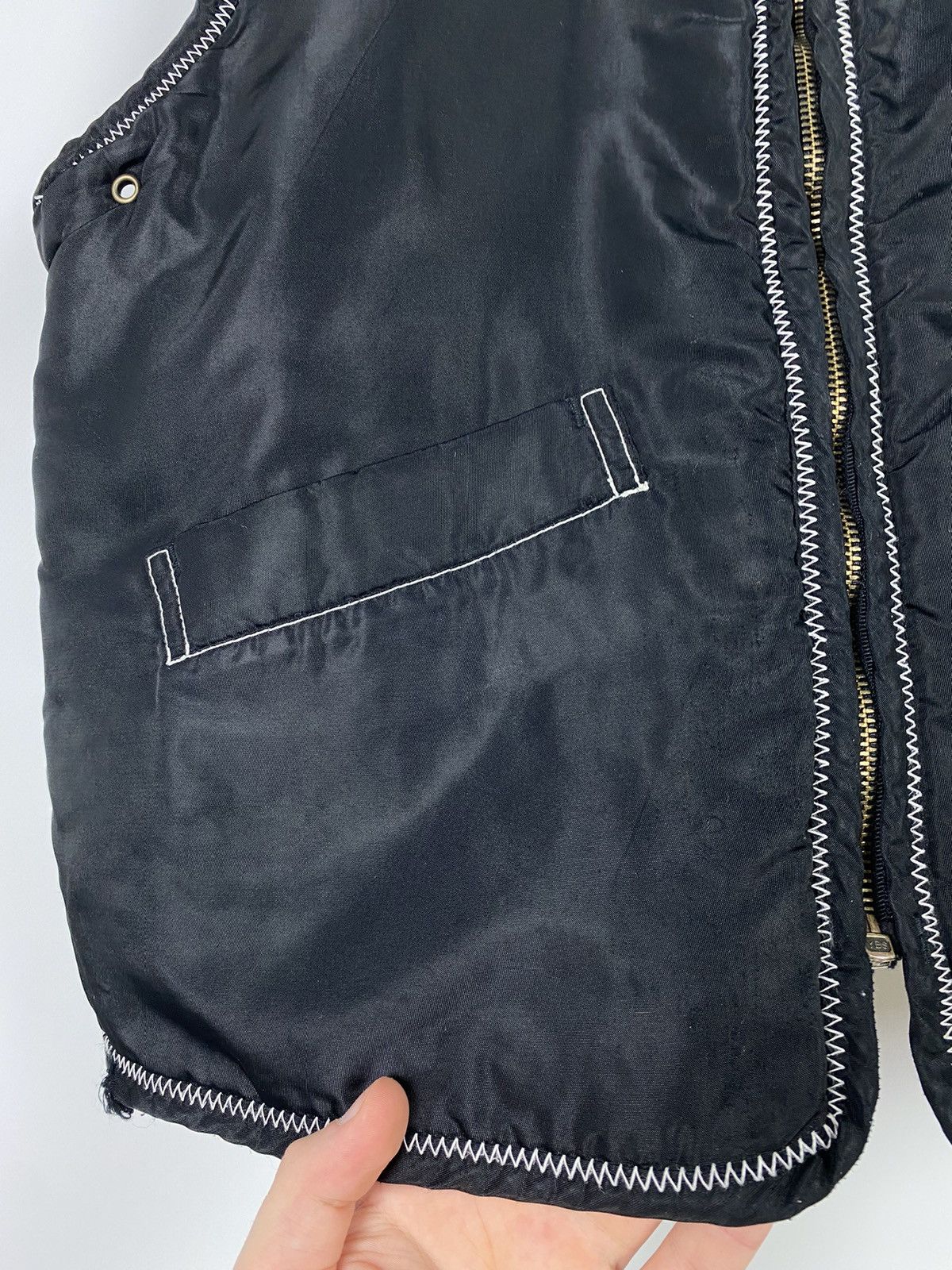 Diesel 1990s Vintage Distressed Diesel Reversible Nylon Sherpa Vest Size US S / EU 44-46 / 1 - 5 Thumbnail
