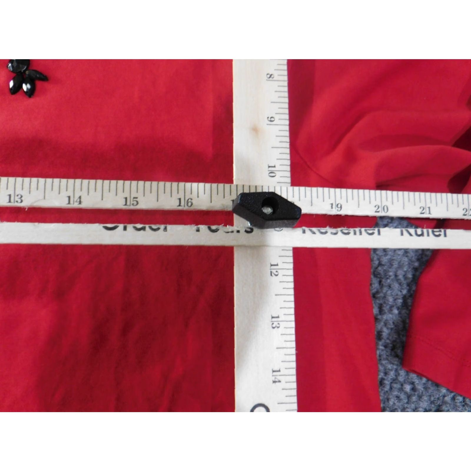 Vintage Alfred Dunner Blouse Shirt Womens L Red Knit Stretch Geometric Floral Embellishments Pullover Round Neck Long Sleeve Casual Vintage No (adjusted) Size L / US 10 / IT 46 - 7 Thumbnail