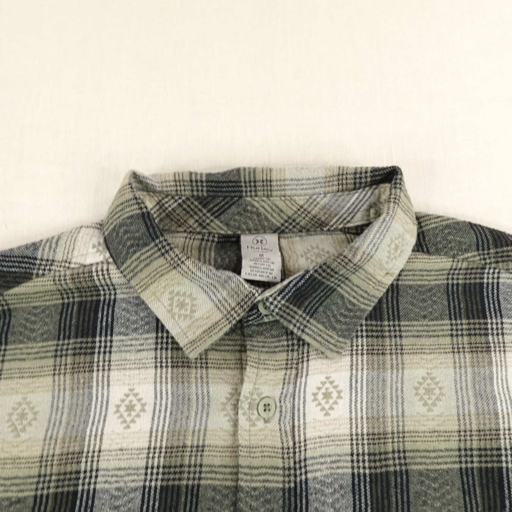 Hurley Hurley Shirt Mens Medium Gray Plaid Flannel Southwestern Button Up Skater Surfer Size US M / EU 48-50 / 2 - 2 Thumbnail