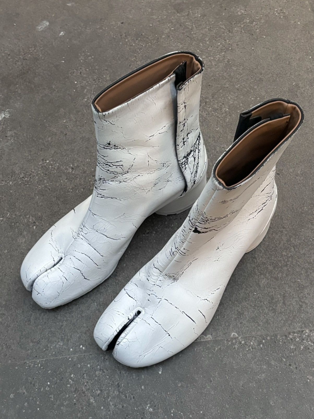 Maison Margiela Maison Margiela | 3cm Paint-Splattered Tabi Boots Size US 5.5 / IT 35.5 - 1 Thumbnail