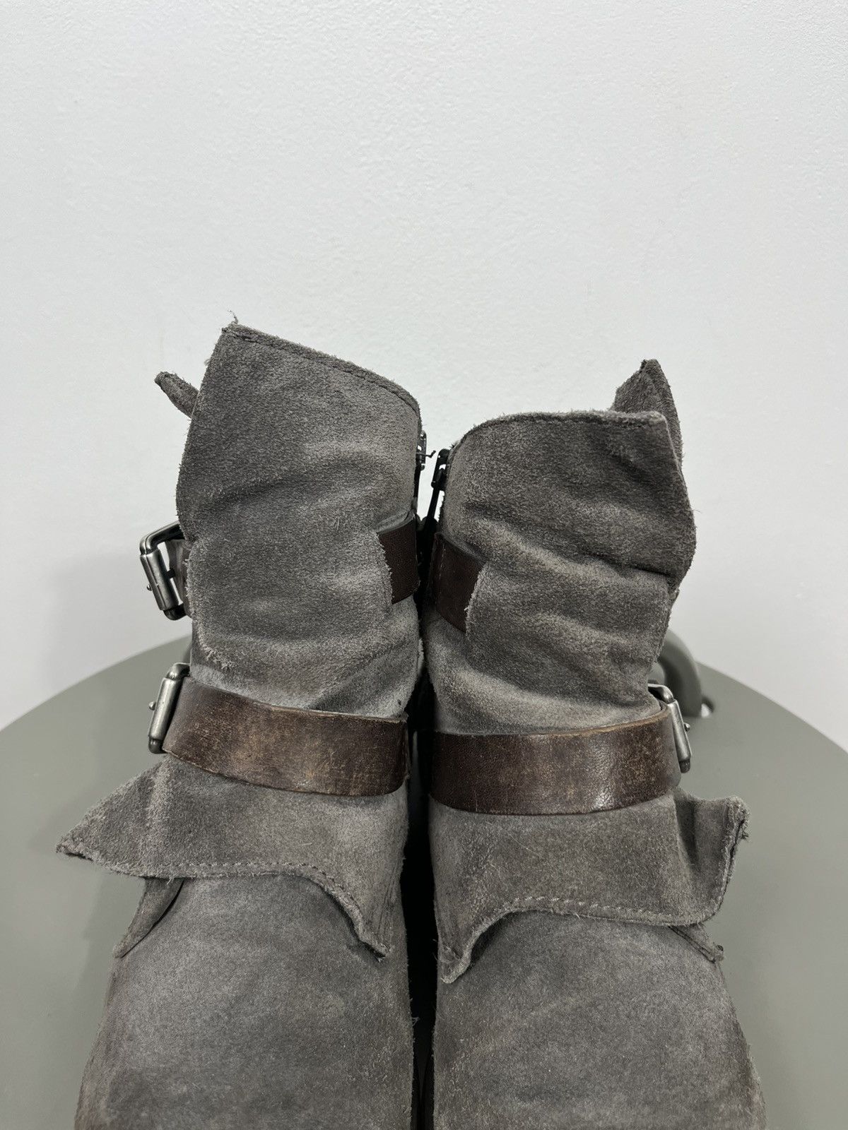 Other Avant Garde Distressed Suede Boots 38 Strap Zip Ankle Shoes Size US 7 / IT 37 - 6 Thumbnail