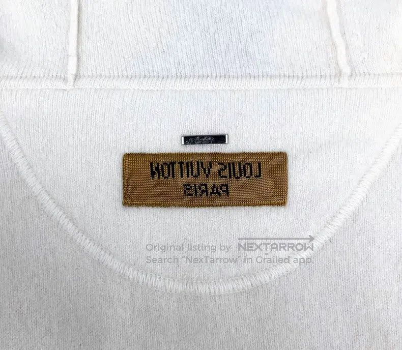 Louis Vuitton Louis Vuitton Off White Back Nameplate Logo Cashmere Hoodi Size US XS / EU 42 / 0 - 5 Thumbnail