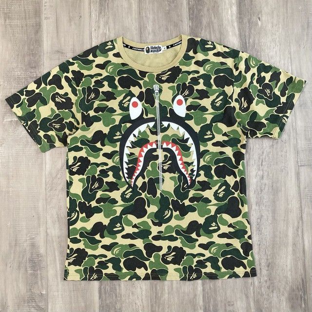 Bape BAPE ABC Camo Green Shark T-Shirt a bathing ape WGM Size US XL / EU 56 / 4 - 1 Thumbnail