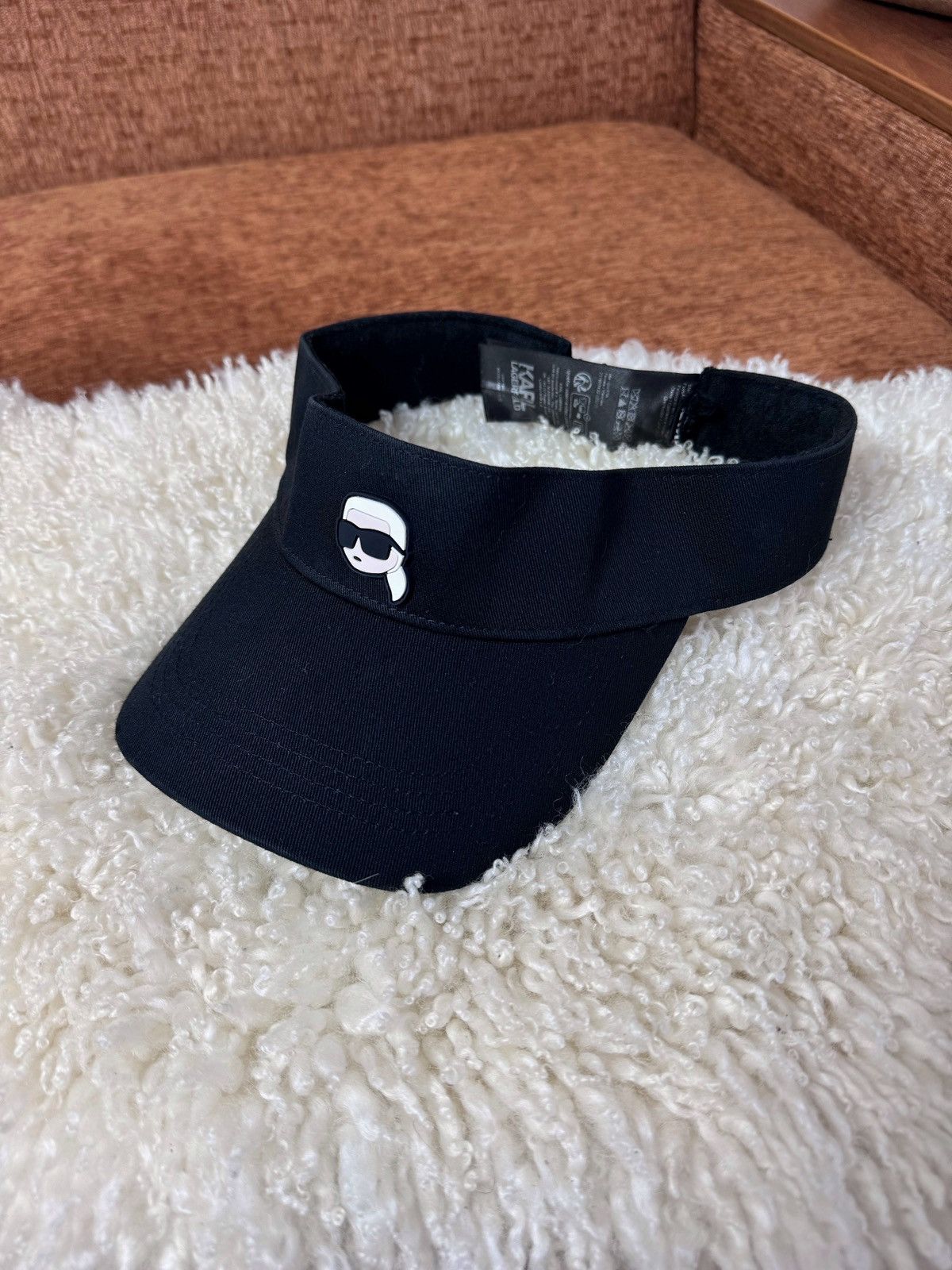 Karl Lagerfeld Karl Lagerfeld Ikonik Visor Size ONE SIZE - 1 Thumbnail