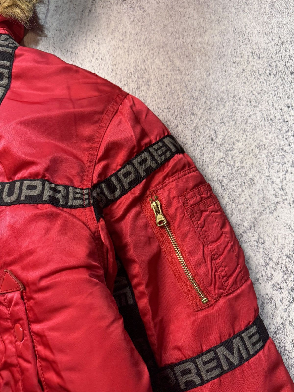 Supreme Supreme Logo Tape N-3B Parka Size US M / EU 48-50 / 2 - 14 Thumbnail