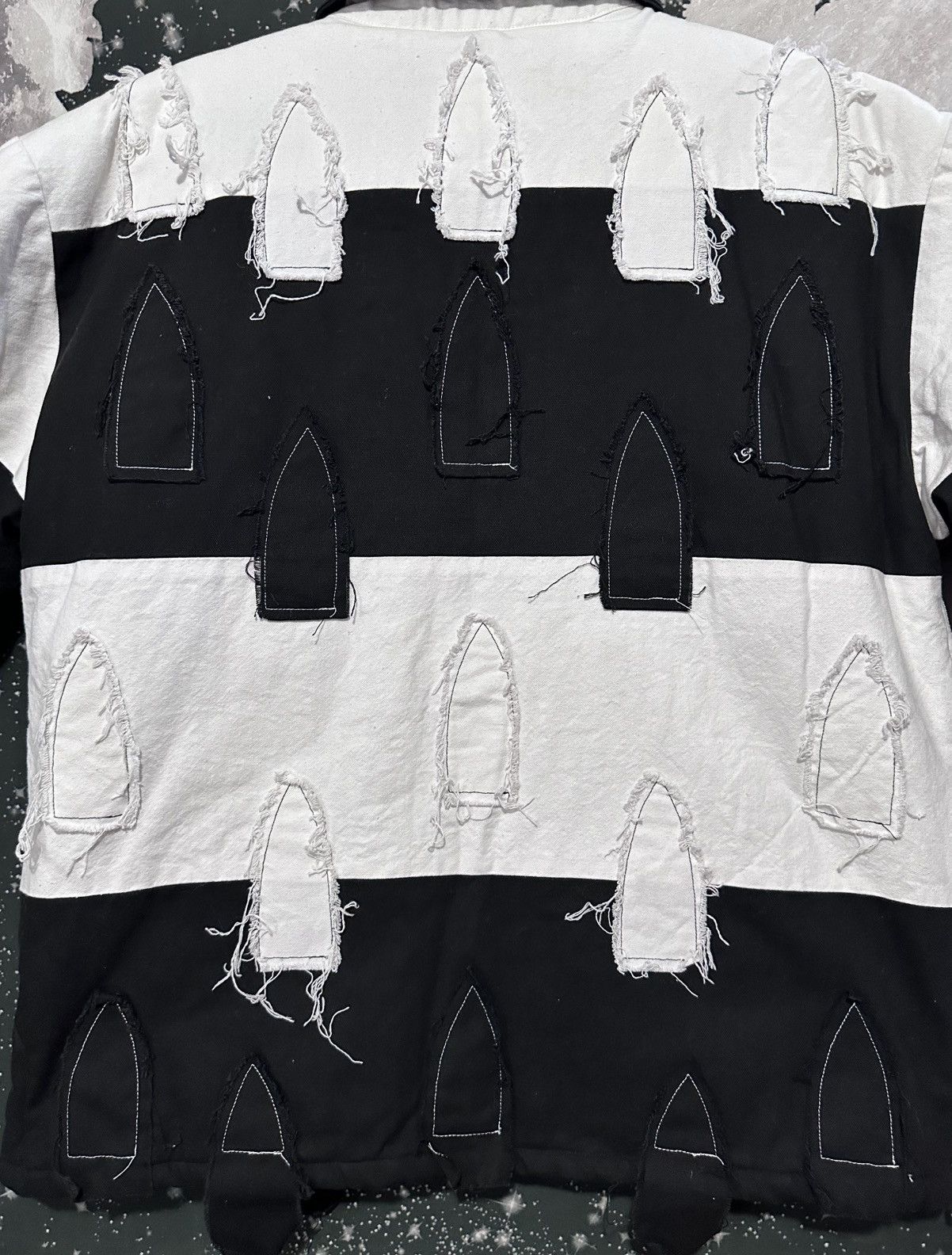 Who Decides War Who Decides War Blocked Window Polo Shirt Size US XL / EU 56 / 4 - 7 Thumbnail