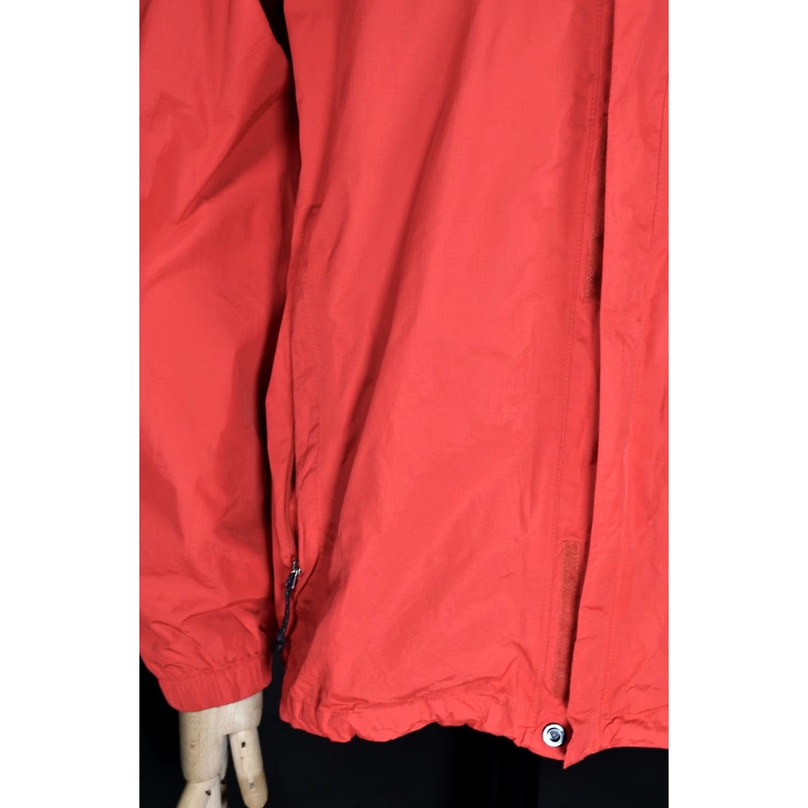 The North Face The North Face HyVent Jacket Mens M Red Hooded Rain Coat Outer Shell Polyester ZIP Casual Travel 90s Outdoor Mens Size US M / EU 48-50 / 2 - 5 Thumbnail