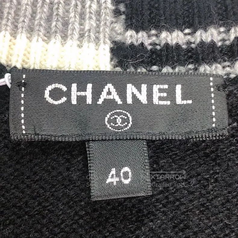 Chanel Chanel 19P black and white letter cashmere knitted cardiga Size S / US 4 / IT 40 - 5 Thumbnail