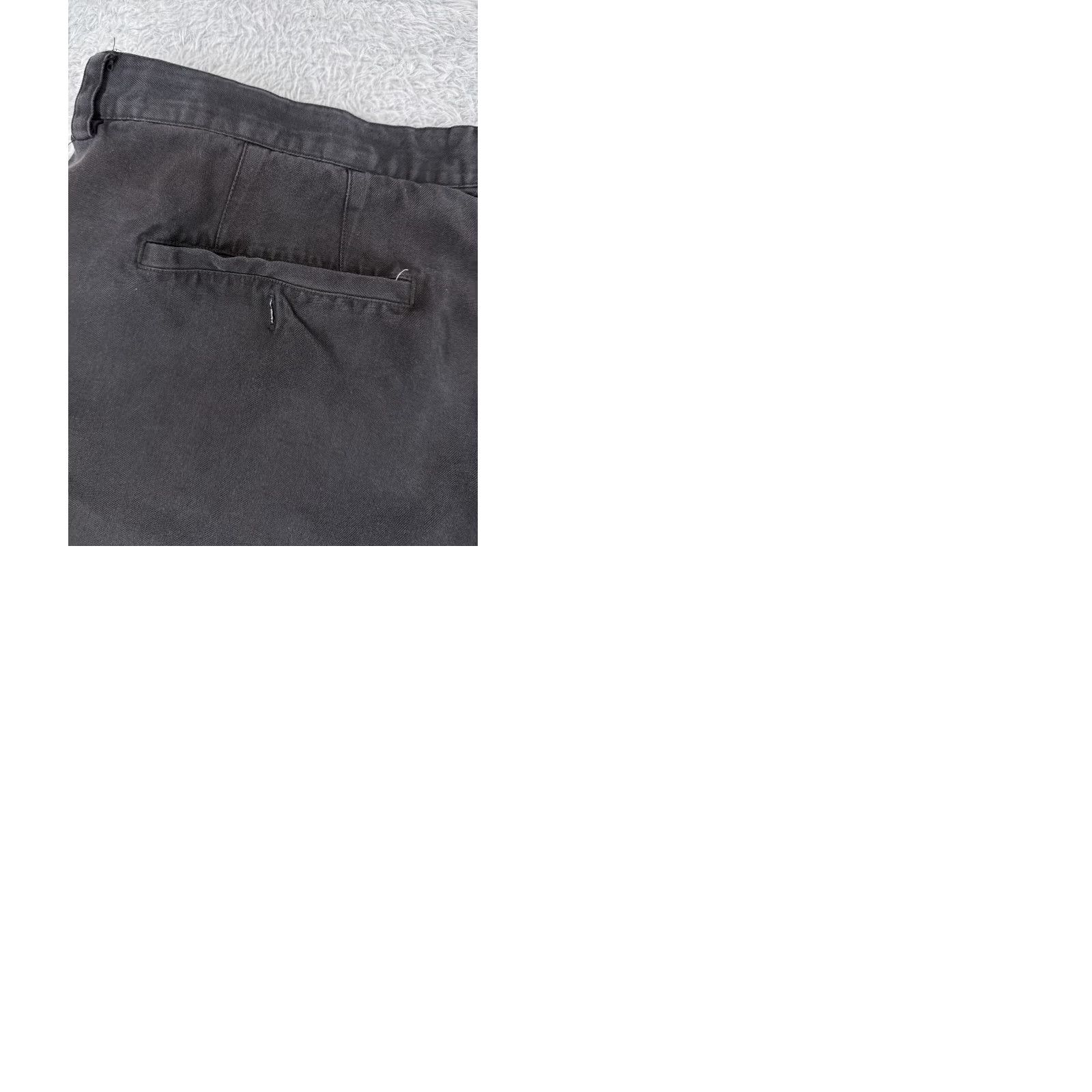 Tommy Bahama Tommy Bahama Bermuda Shorts Men 40 Black Pleated Silk Herringbone Quick Dry Cargo Pocket Adult Regular waist 40 Size US 40 / EU 56 - 10 Thumbnail