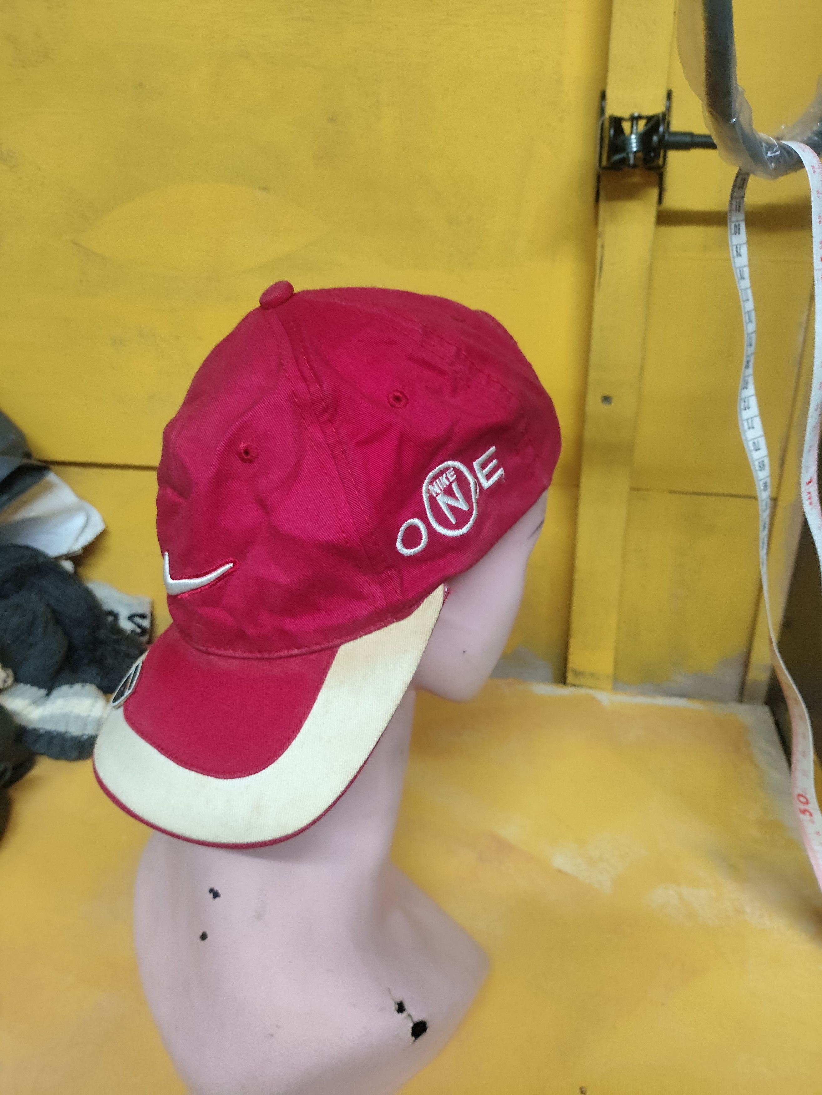 Nike × Tiger Woods HAT GOLF 💥 TIGER WOOD ❌ NIKE RED WHITE VINTAGE Size ONE SIZE - 2 Thumbnail