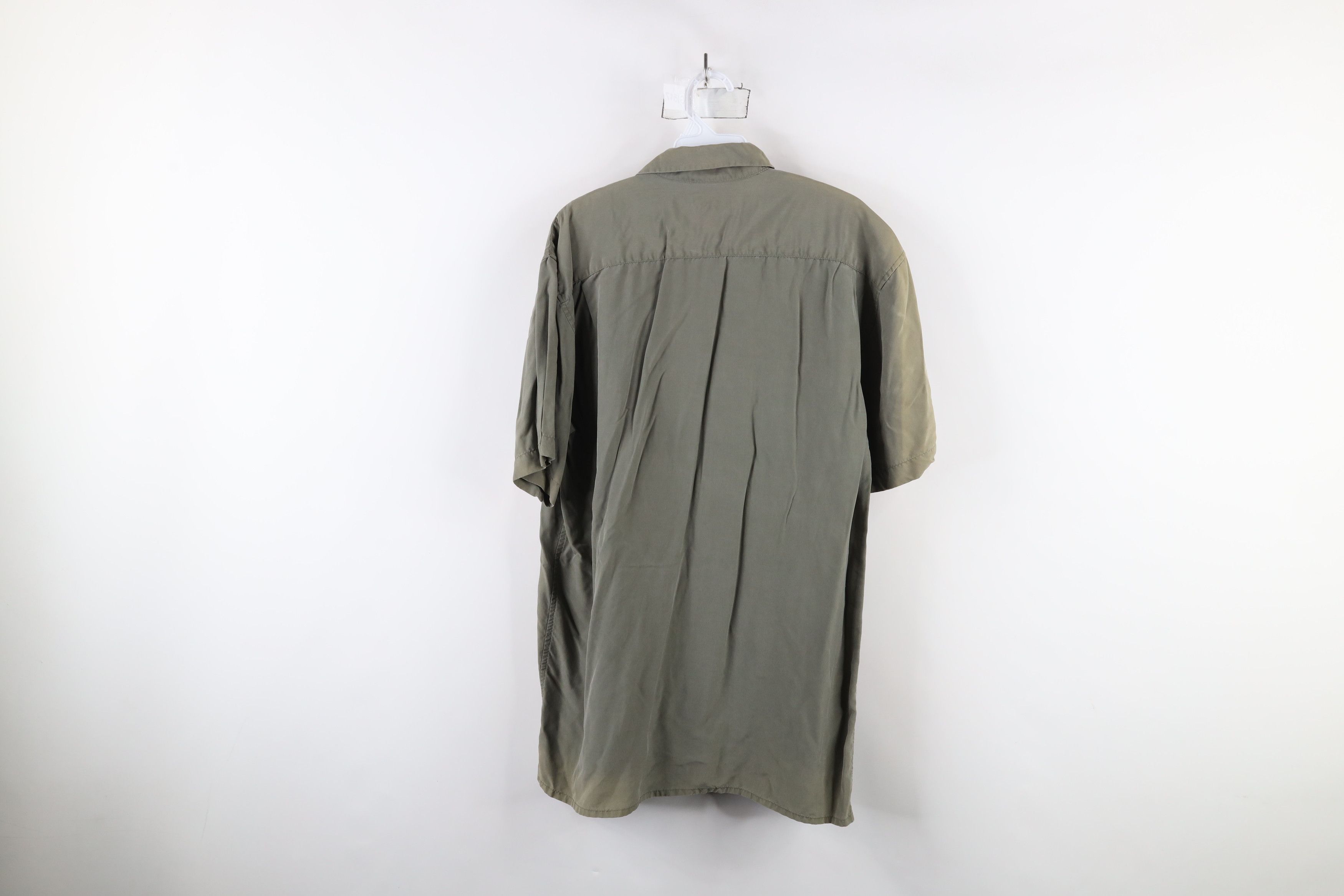 Vintage Vintage 90s Streetwear Silk Looped Collar Board Button Shirt Size US S / EU 44-46 / 1 - 14 Thumbnail