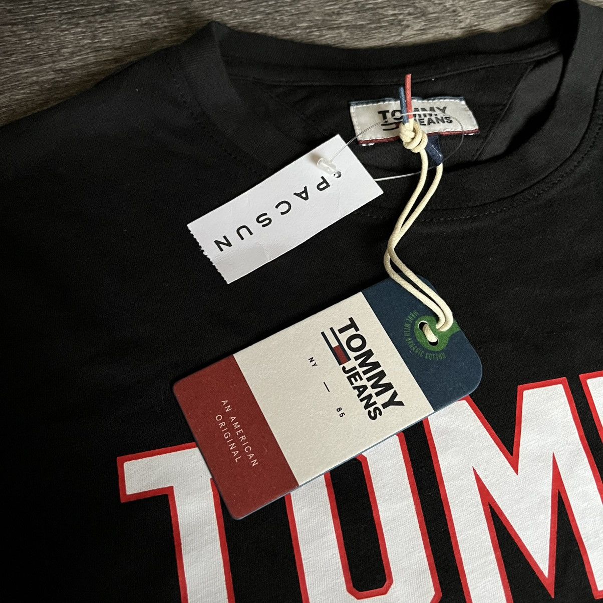 Tommy Hilfiger × Tommy Jeans New Vintage Style Tommy Jeans Hilfiger Basic Logo Tee Shirt Size US S / EU 44-46 / 1 - 3 Thumbnail