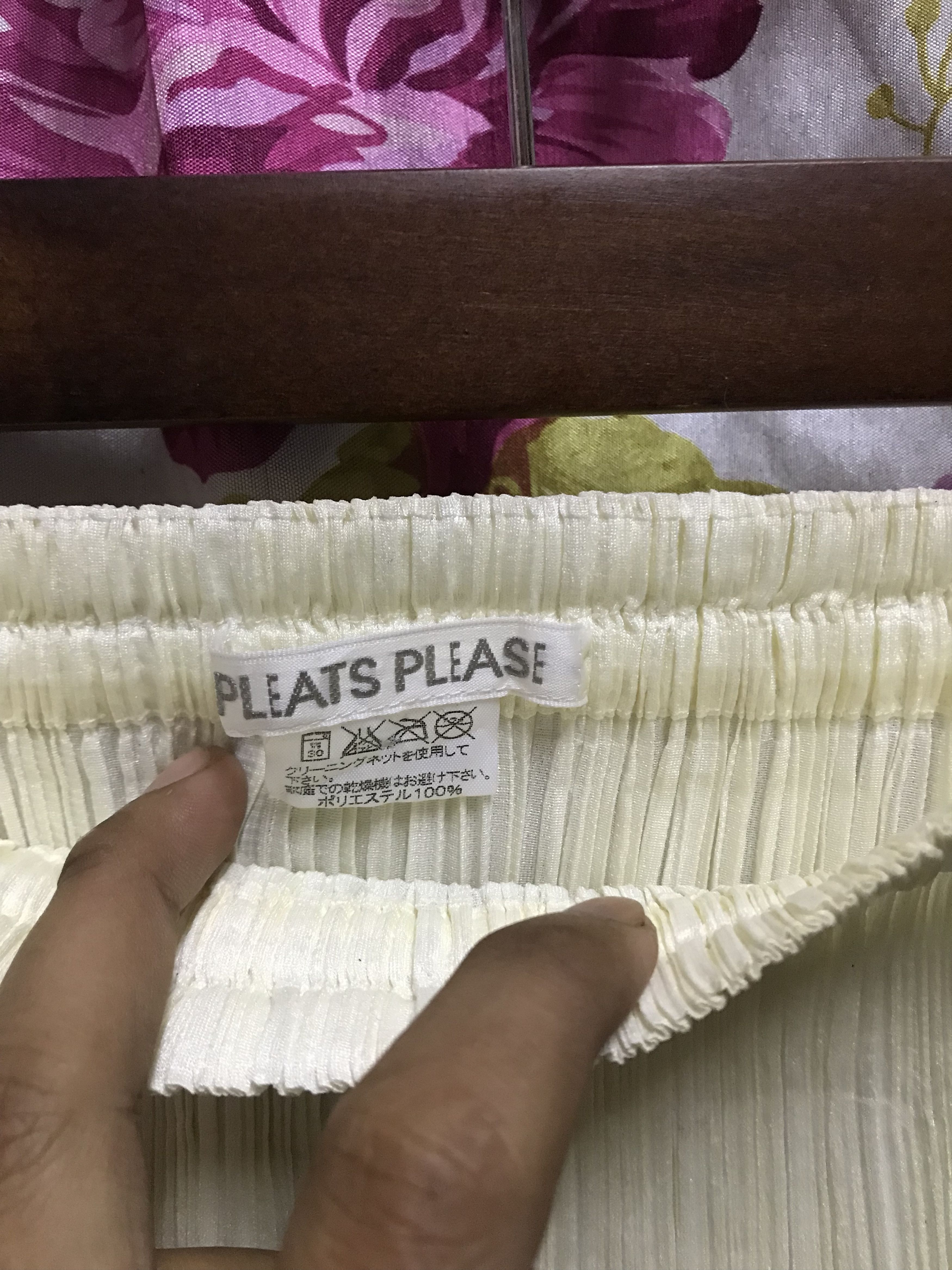 Pleats Please Issey Miyake Pleasts Please Yellow Skirt Size 28" / US 6 / IT 42 - 4 Thumbnail