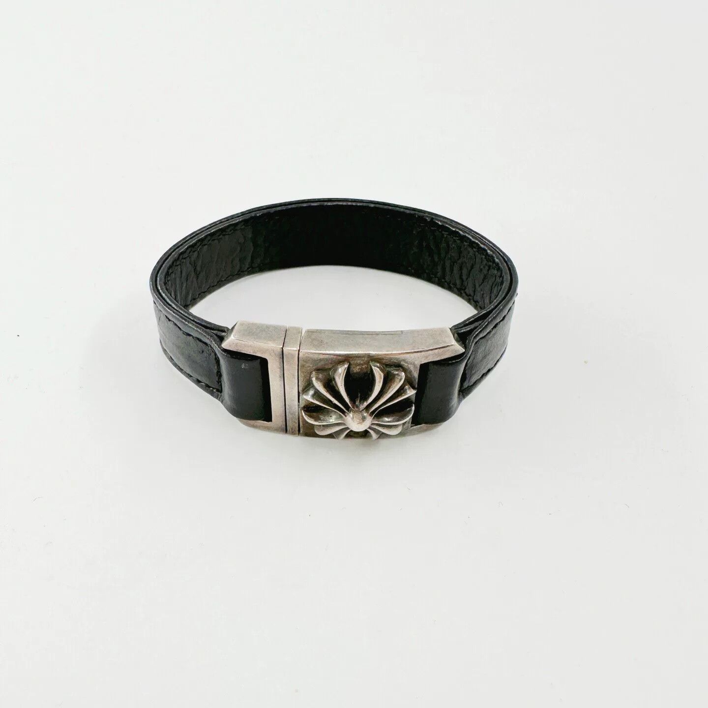 Chrome Hearts Chrome Hearts Black Cross Silver Buckle Bracelet Size ONE SIZE - 1 Thumbnail