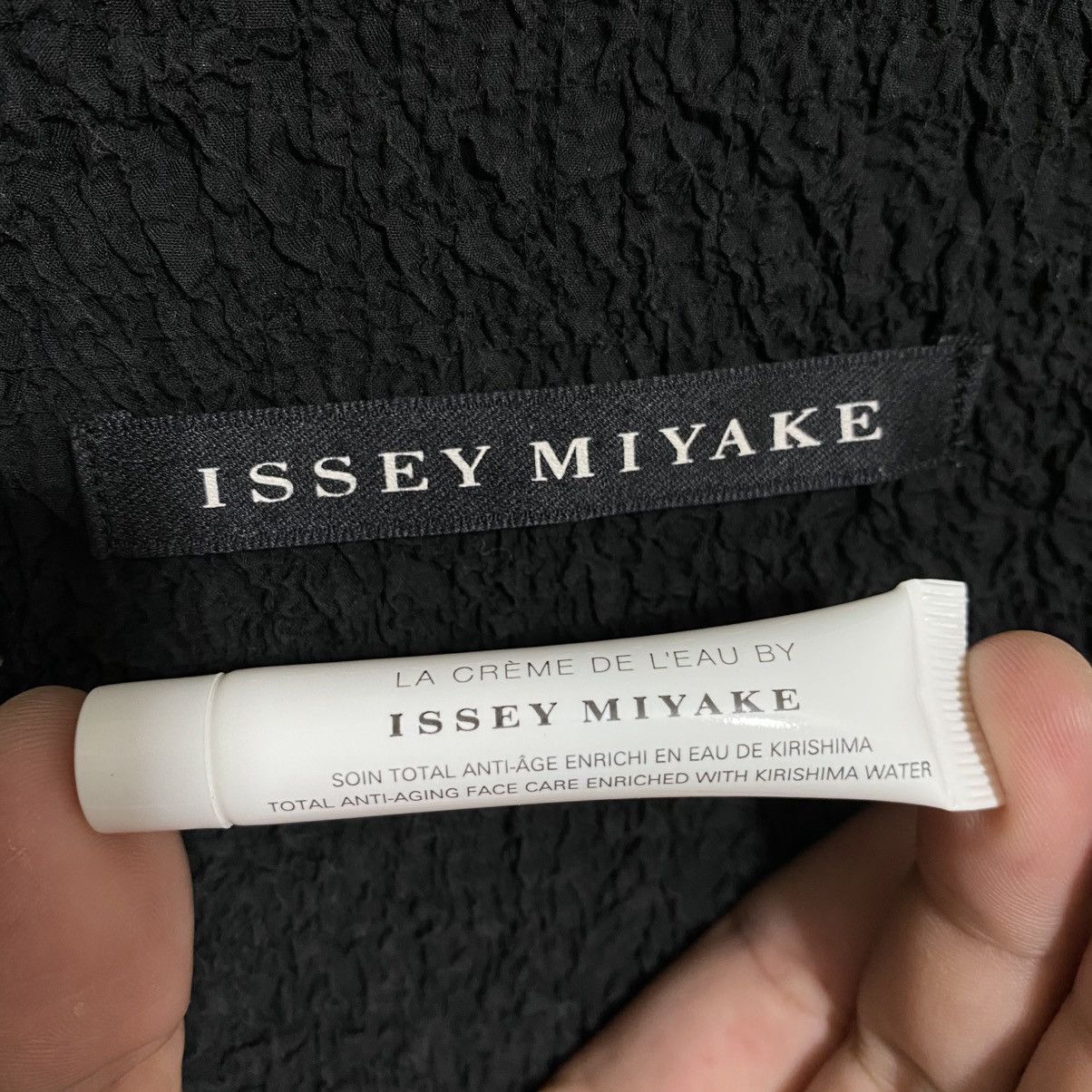 Issey Miyake ISSEY MIYAKE CAULIFLOWER WRINKLED PLEATS LS BUTTON DOWN Size M / US 6-8 / IT 42-44 - 5 Thumbnail