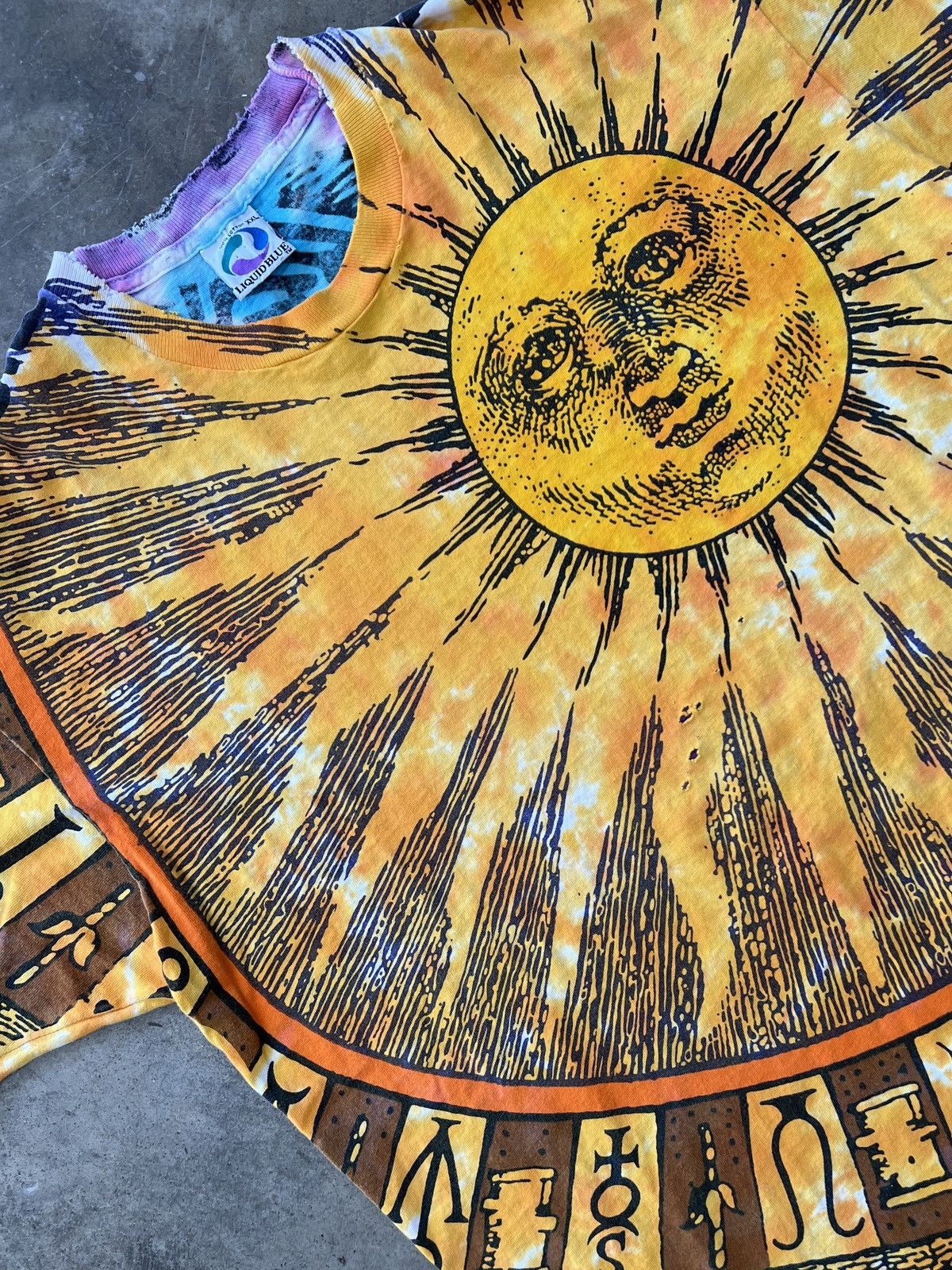 Sun Moon Liquid Blue | Grailed