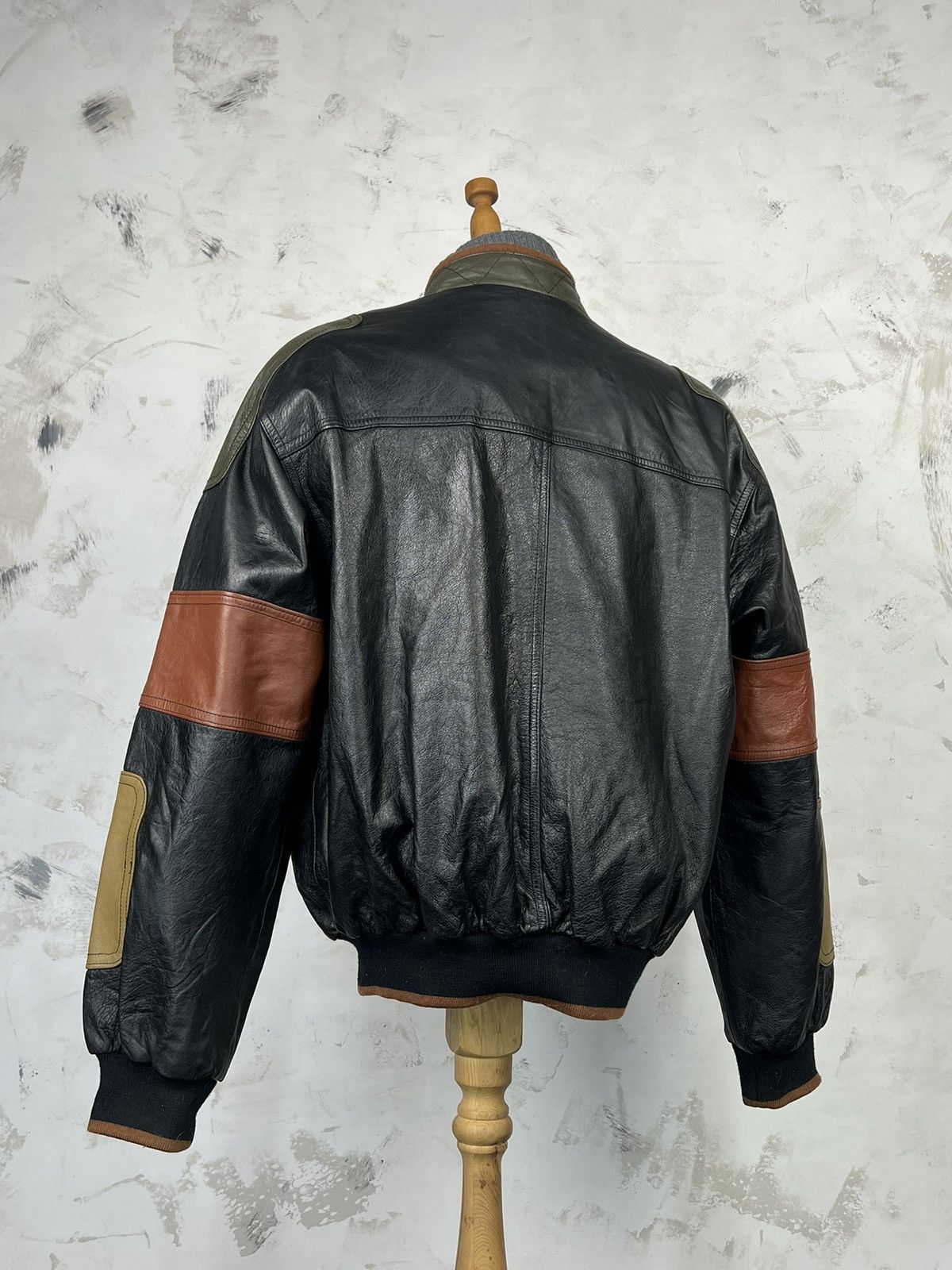 Vintage Vintage Duncan Row Leather Bomber Jacket Size L Size US L / EU 52-54 / 3 - 5 Thumbnail