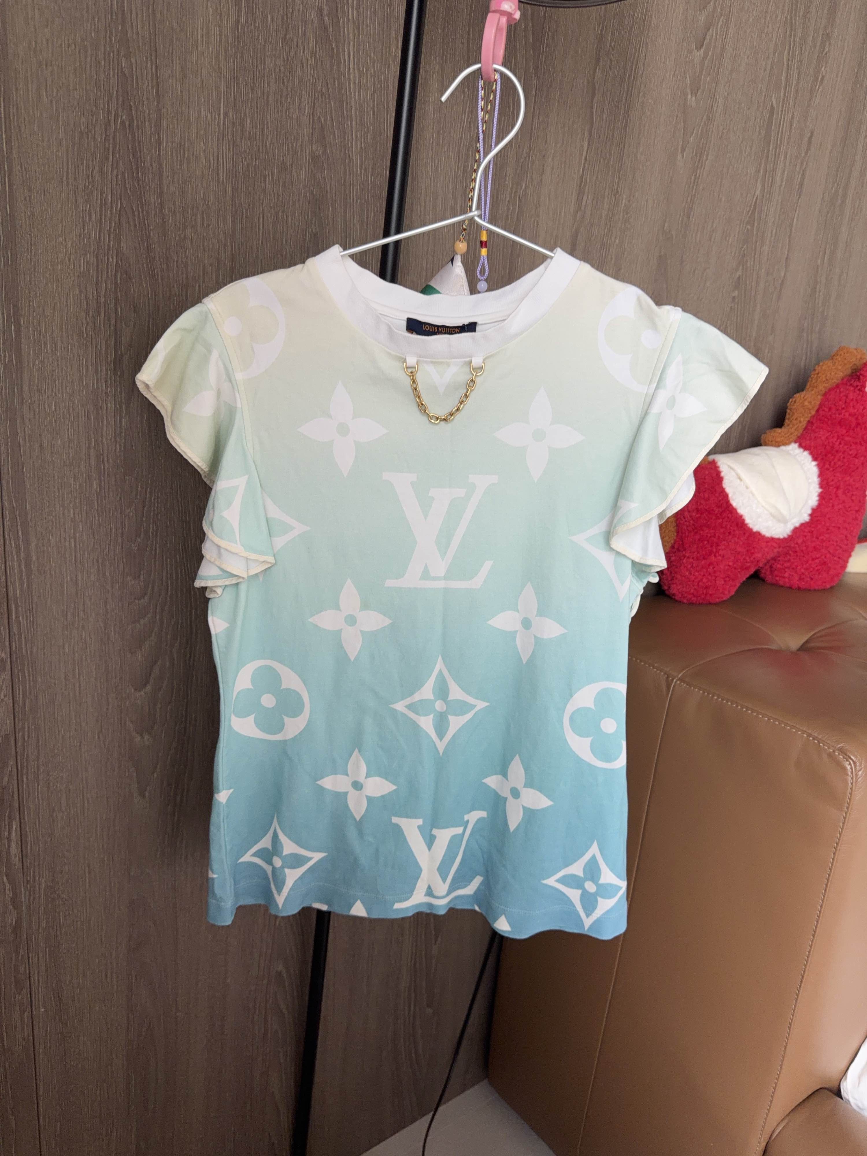 Louis Vuitton Louis Vuitton Ombre Monogram Chain T-Shirt Size S Size S / US 4 / IT 40 - 1 Thumbnail