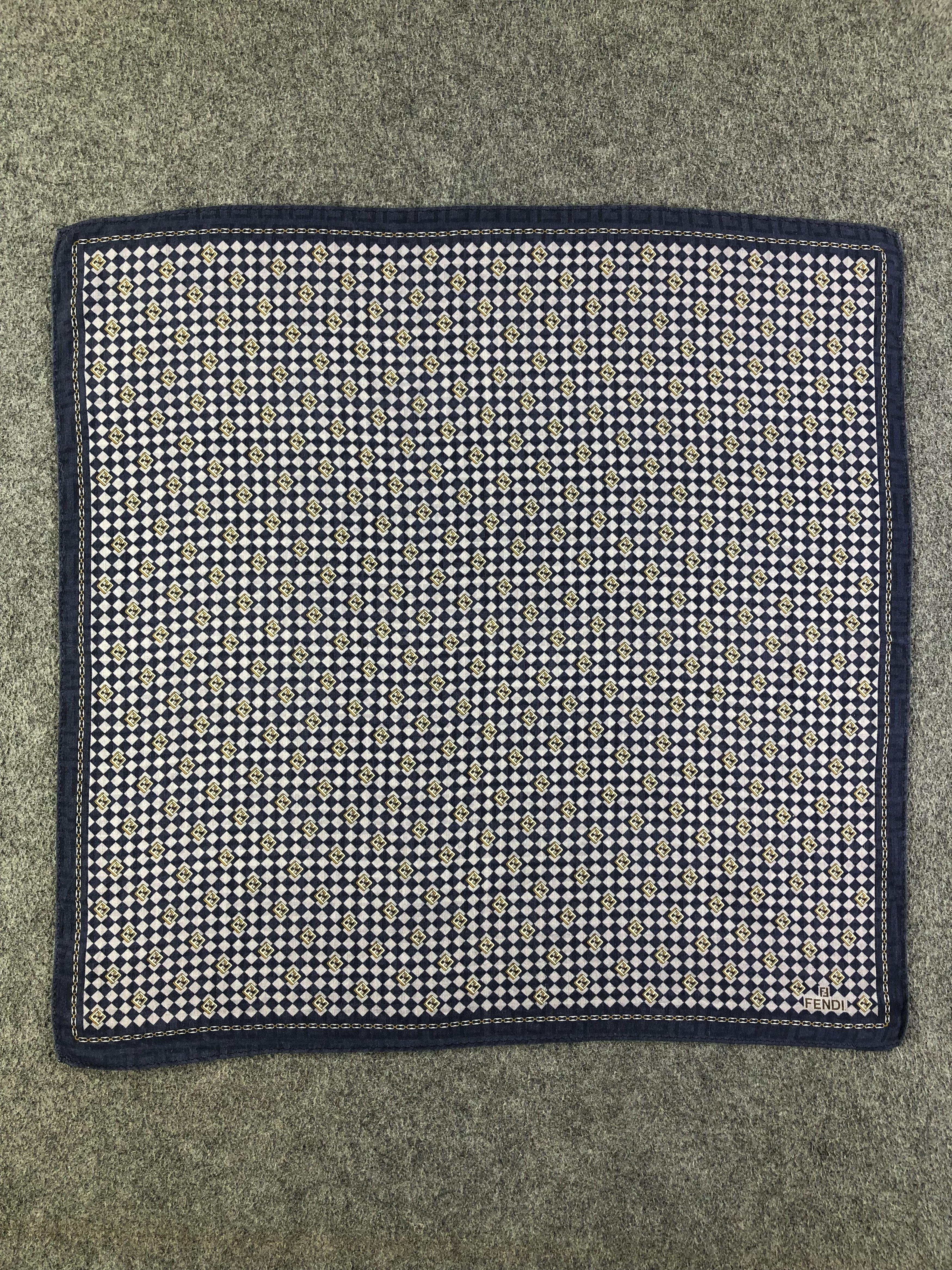 Vintage Fendi Handkerchief / Bandana / Neckerchief A1674 Size ONE SIZE - 3 Thumbnail