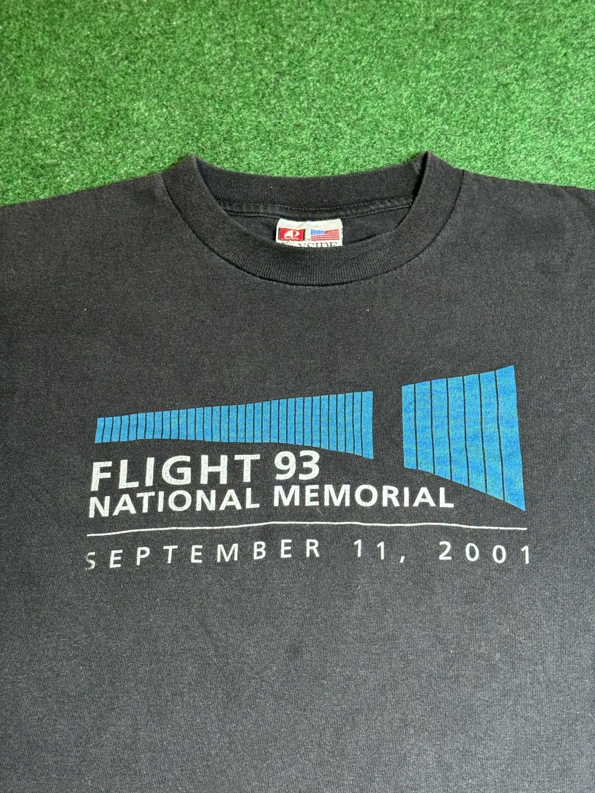 Vintage Vintage Y2K 9/11 Flight 93 National Memorial T Shirt Size US M / EU 48-50 / 2 - 2 Thumbnail