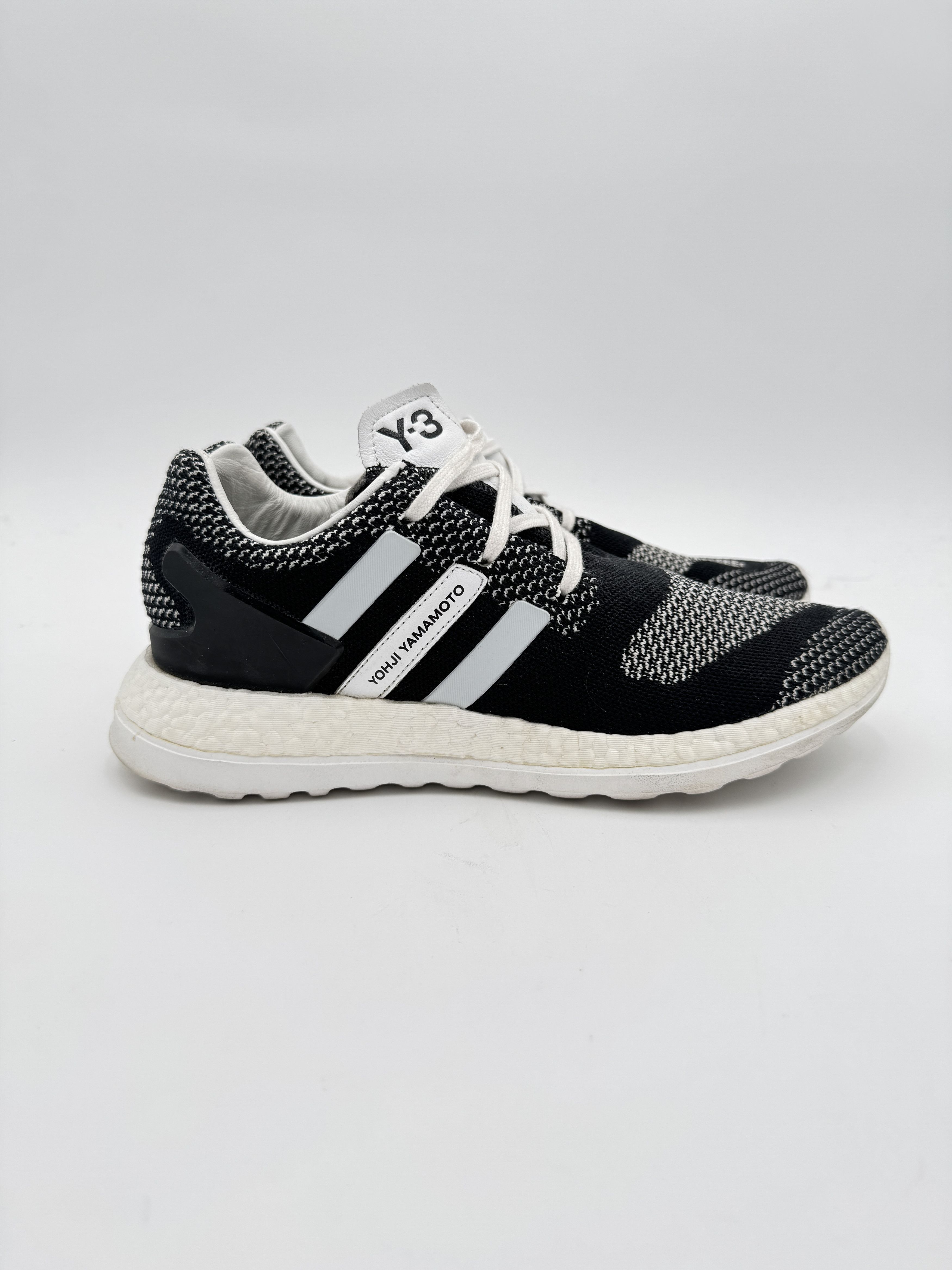 Adidas × Y-3 adidas Y-3 Pureboost ZG Knit Black White OG Size US 9 / EU 42 - 2 Thumbnail