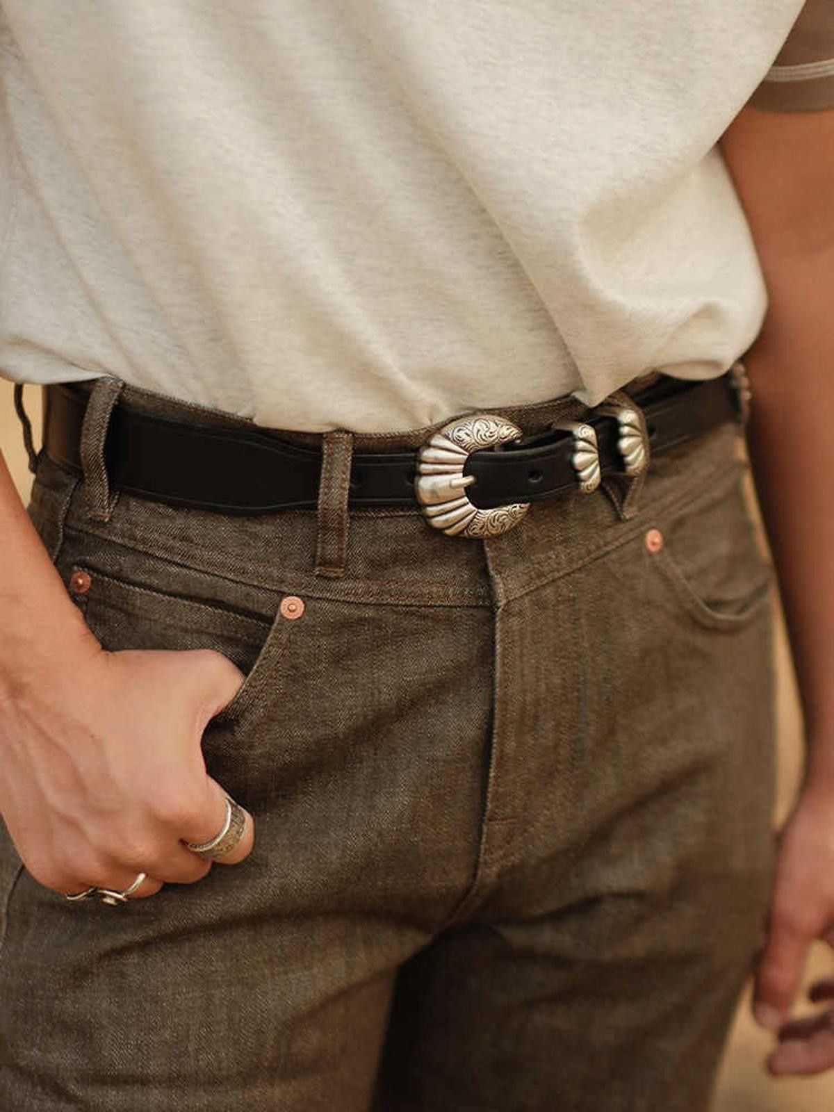 Leather Western Suede Belt – Two-Tone, Carved Silver Buckle Size ONE SIZE - 1 Thumbnail