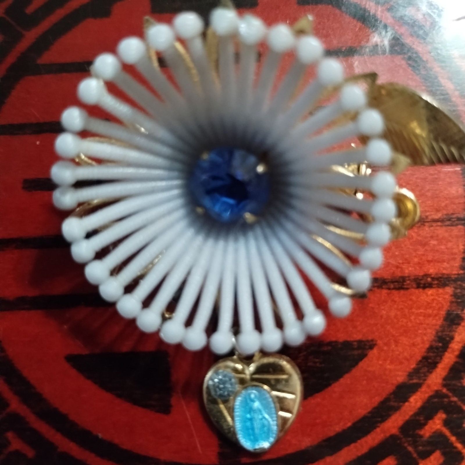 Vintage Virgin Mary celluloid flower brooch w/blue stone Size ONE SIZE - 2 Thumbnail