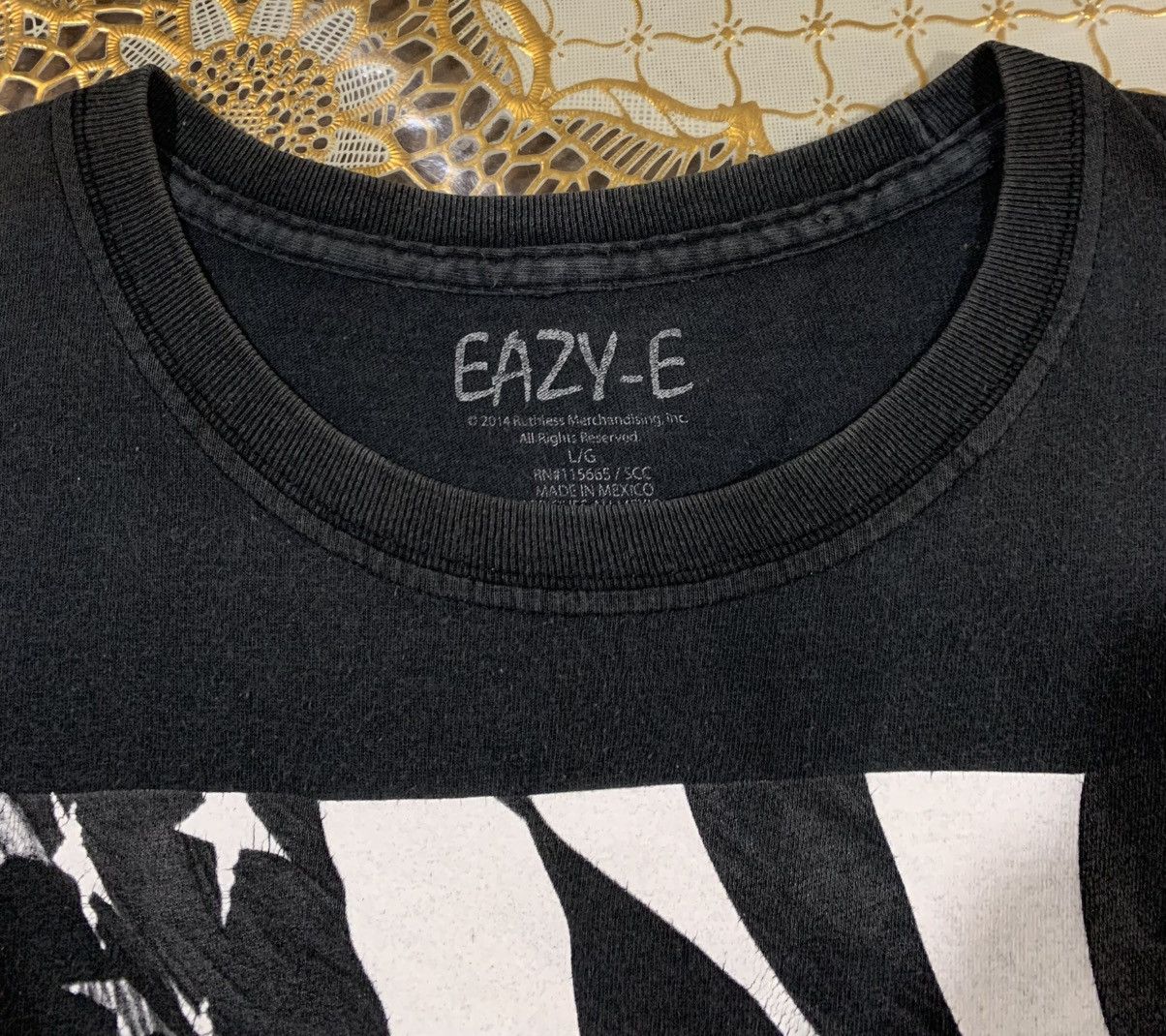 Rap Tees Eazy E Real Mutha Fuckin G Tshirt Size US L / EU 52-54 / 3 - 4 Thumbnail