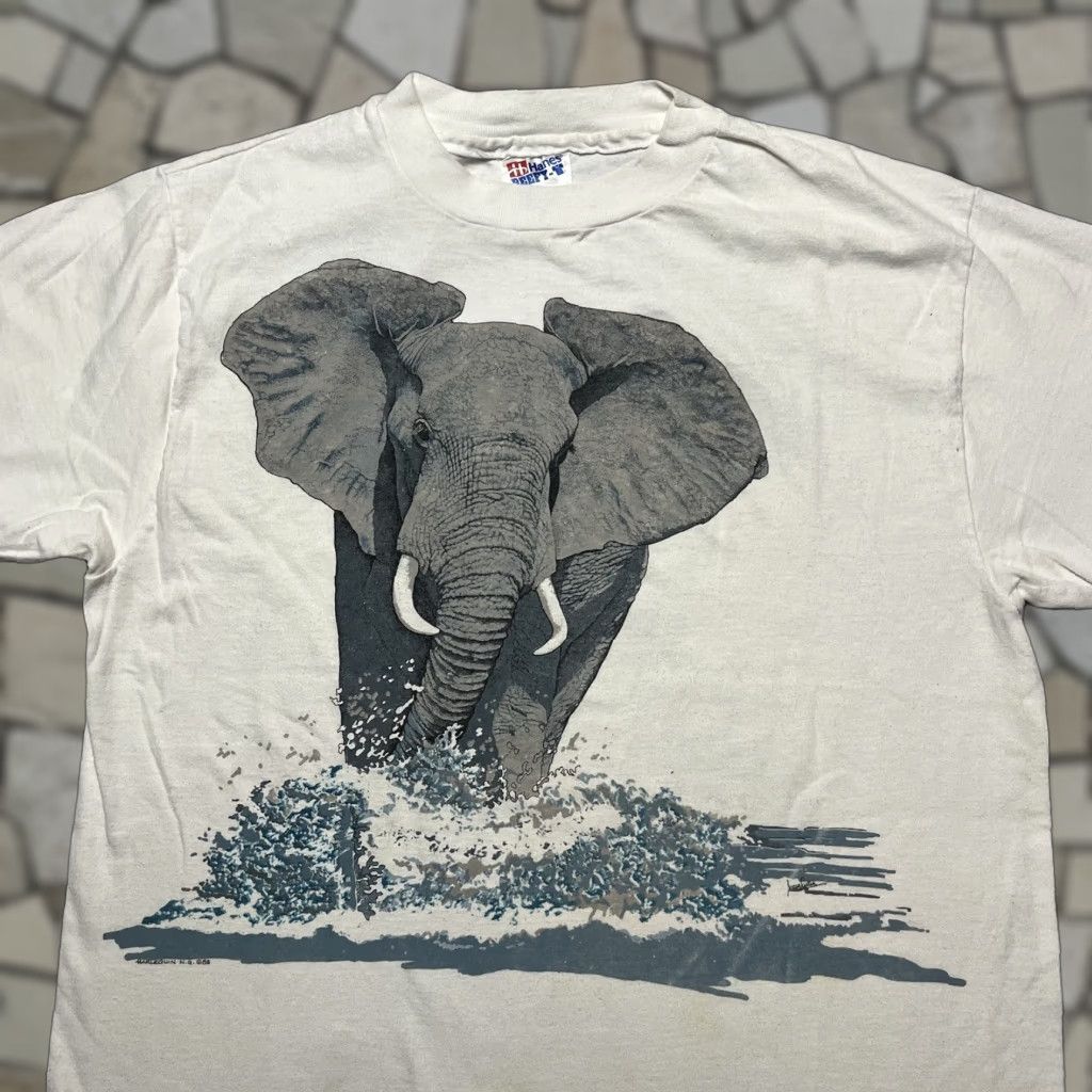 VINTAGE Hanes Beefy T Harlequin Elephant Double-Sided T-Shirt M White 80s Crew Neck Short Sleeve Knit Cotton Mens Graphic Print 80s Vintage Nature