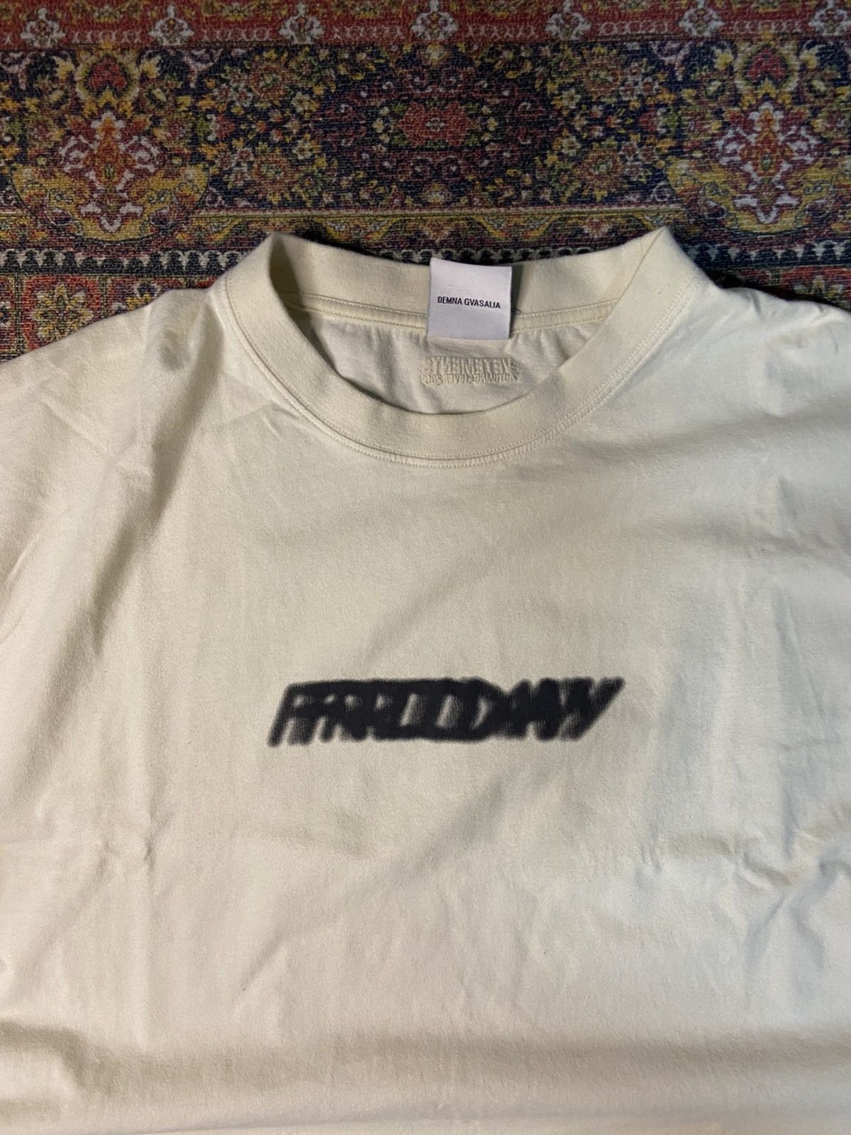 Vetements Vetements SS19 Friday Size US L / EU 52-54 / 3 - 5 Thumbnail