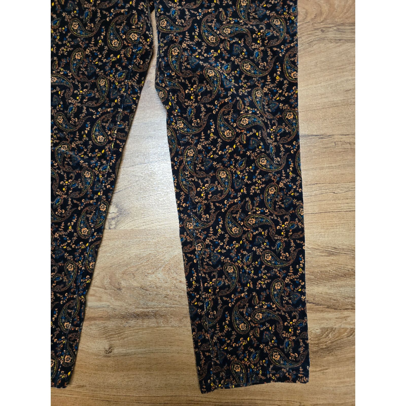 Croft & Barrow Croft & Barrow Paisley Corduroy Pants Floral Multicolor 10P Size US 30 / EU 46 - 3 Thumbnail