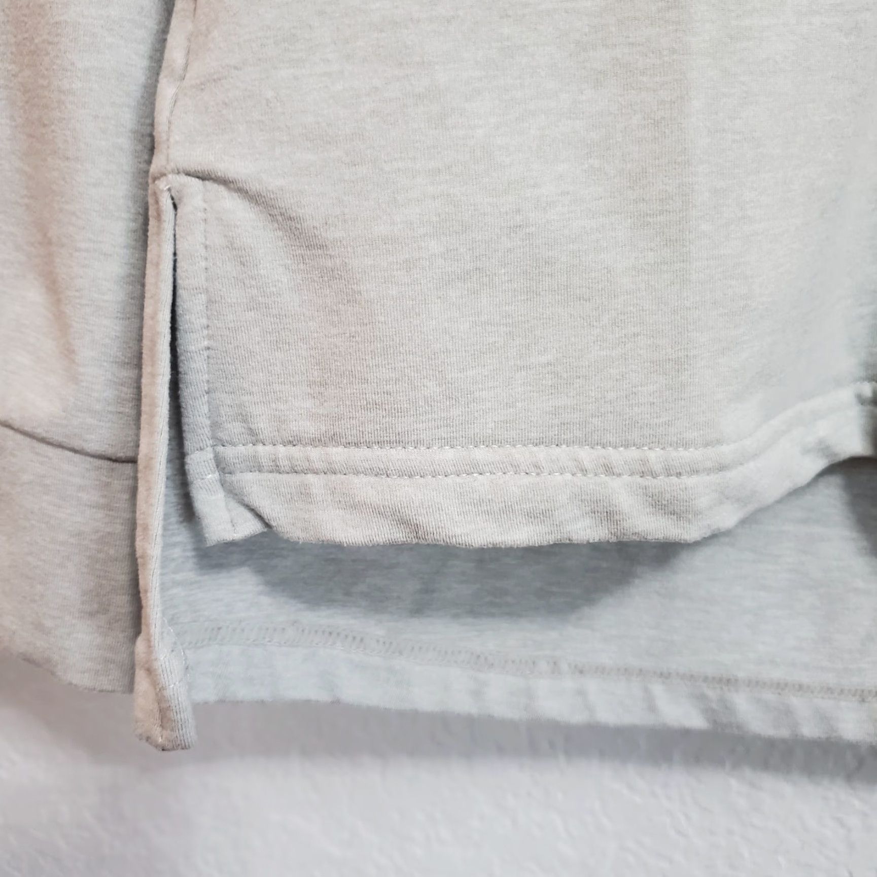 Marine Layer VINTAGE Marine Layer Sweatshirt Raglan 1/4 Zip Women S Gray Rainbow Trim Pullover Long Sleeve Mock Neck Pockets Moisture Wicking 4 Way Stretch Size S / US 4 / IT 40 - 6 Thumbnail