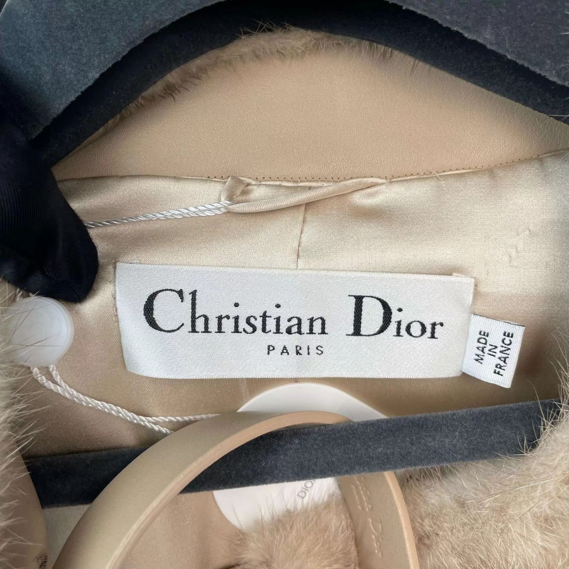 Dior Dior 95 new mink fur sleeveless coat 36 Size XS / US 0-2 / IT 36-38 - 3 Thumbnail