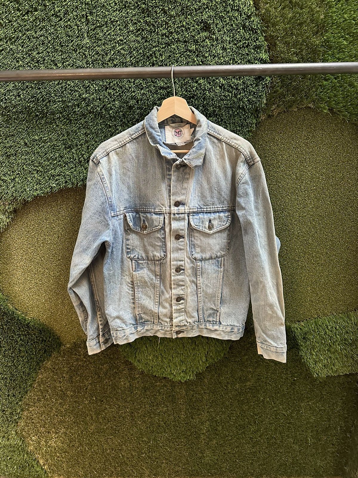Vintage Vintage Three Seventeen Light Wash Denim Jacket Small Size US S / EU 44-46 / 1 - 1 Thumbnail