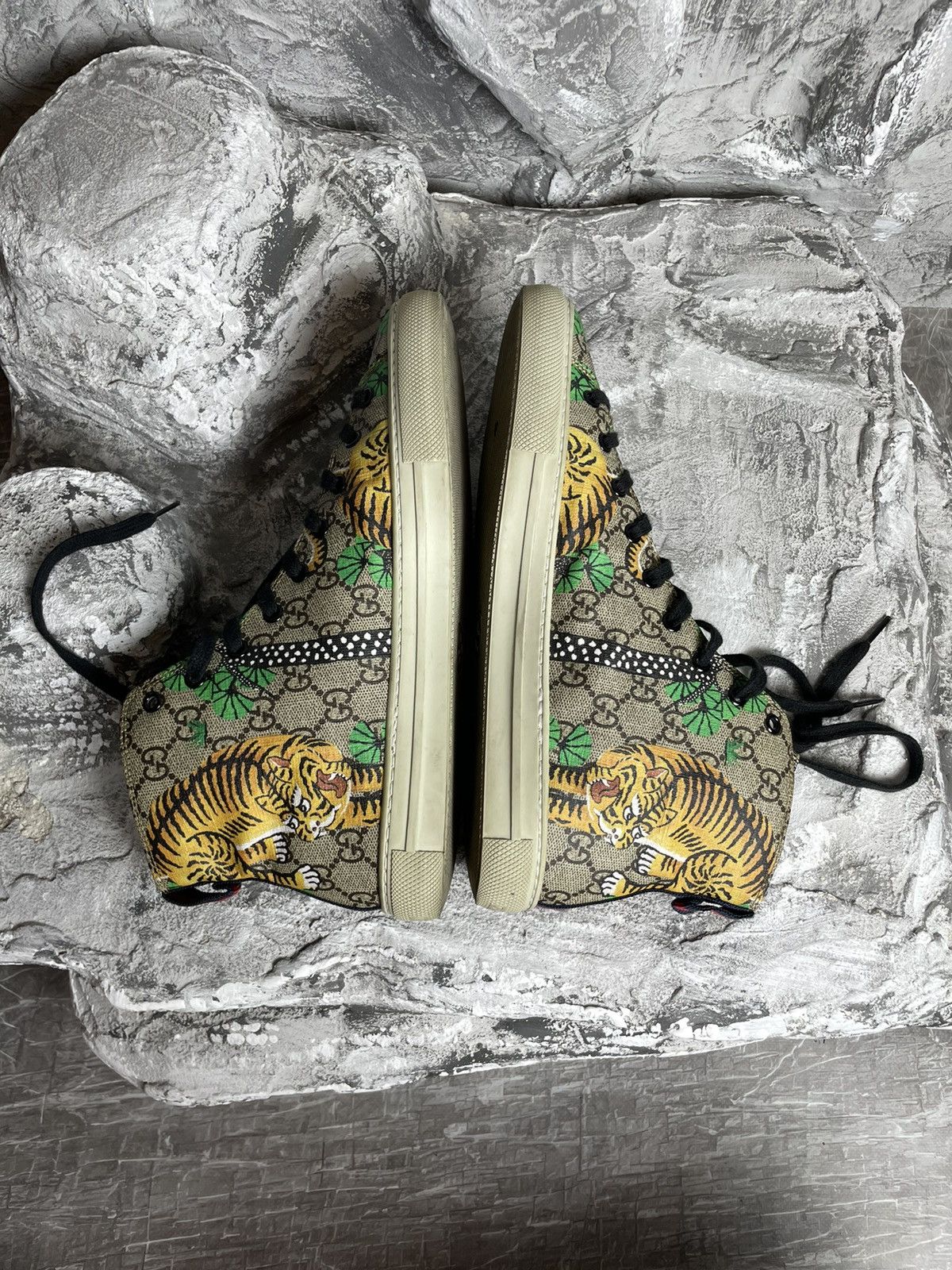 Gucci Gucci GG Supreme Bengal Tiger Hi Top Sneakers Size 8G Size US 8 / EU 41 - 3 Thumbnail