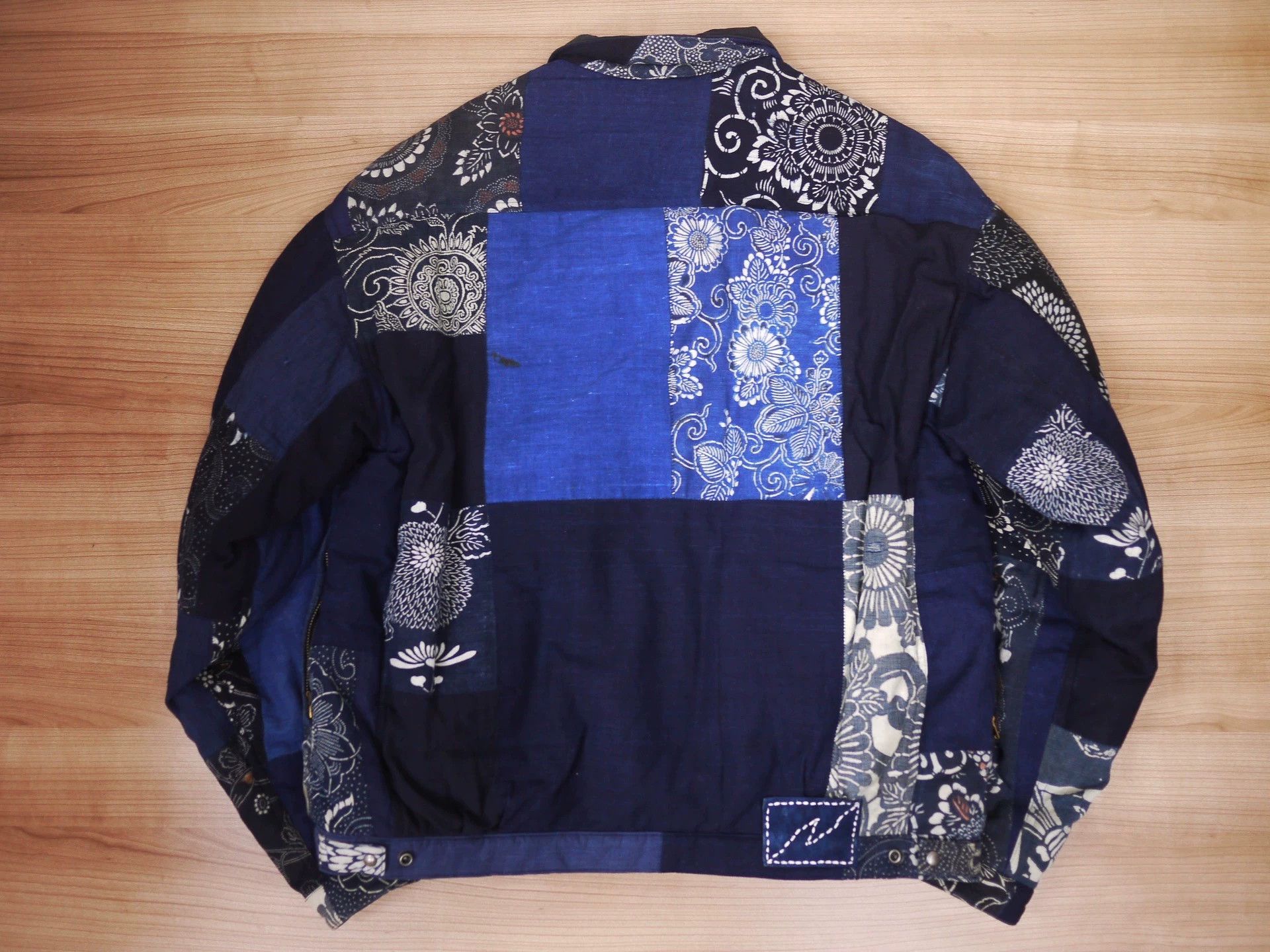 Visvim Visvim 22AW ICT 101XX Down JKT Indigo Pattern Size 2 Used Size US M / EU 48-50 / 2 - 4 Thumbnail