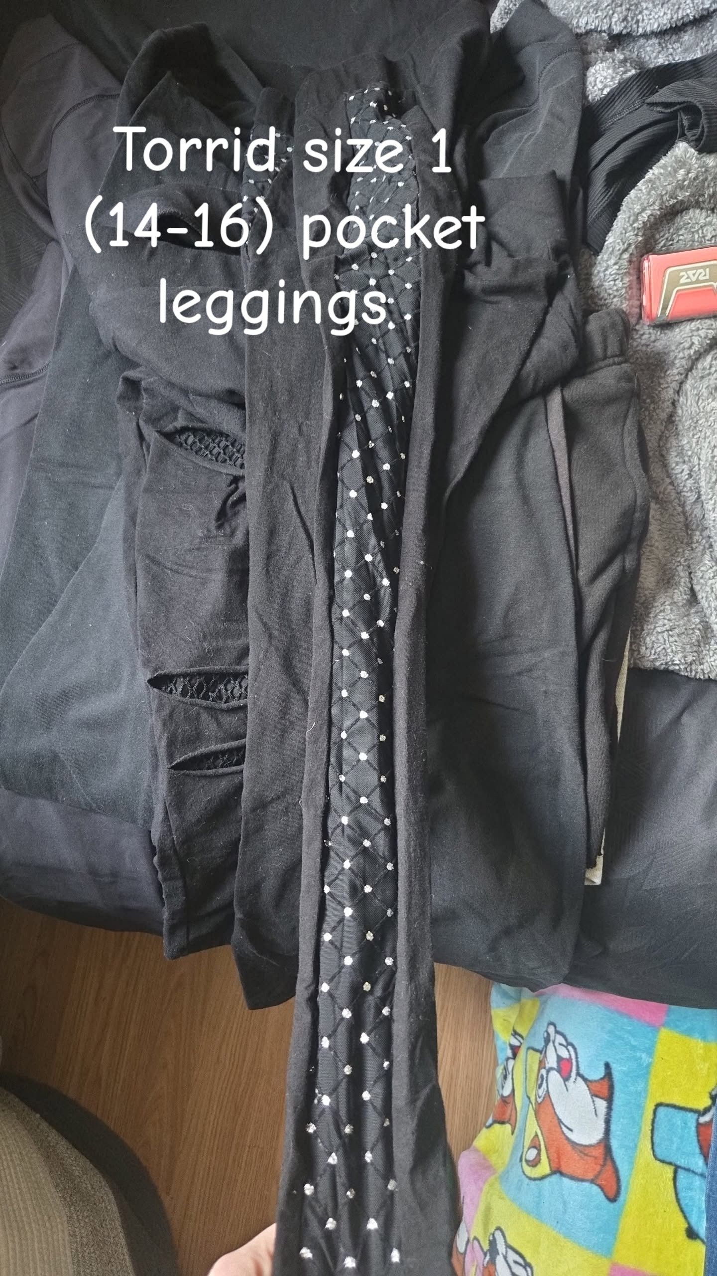 Torrid Torrid pocket leggings Size 35" - 1 Preview