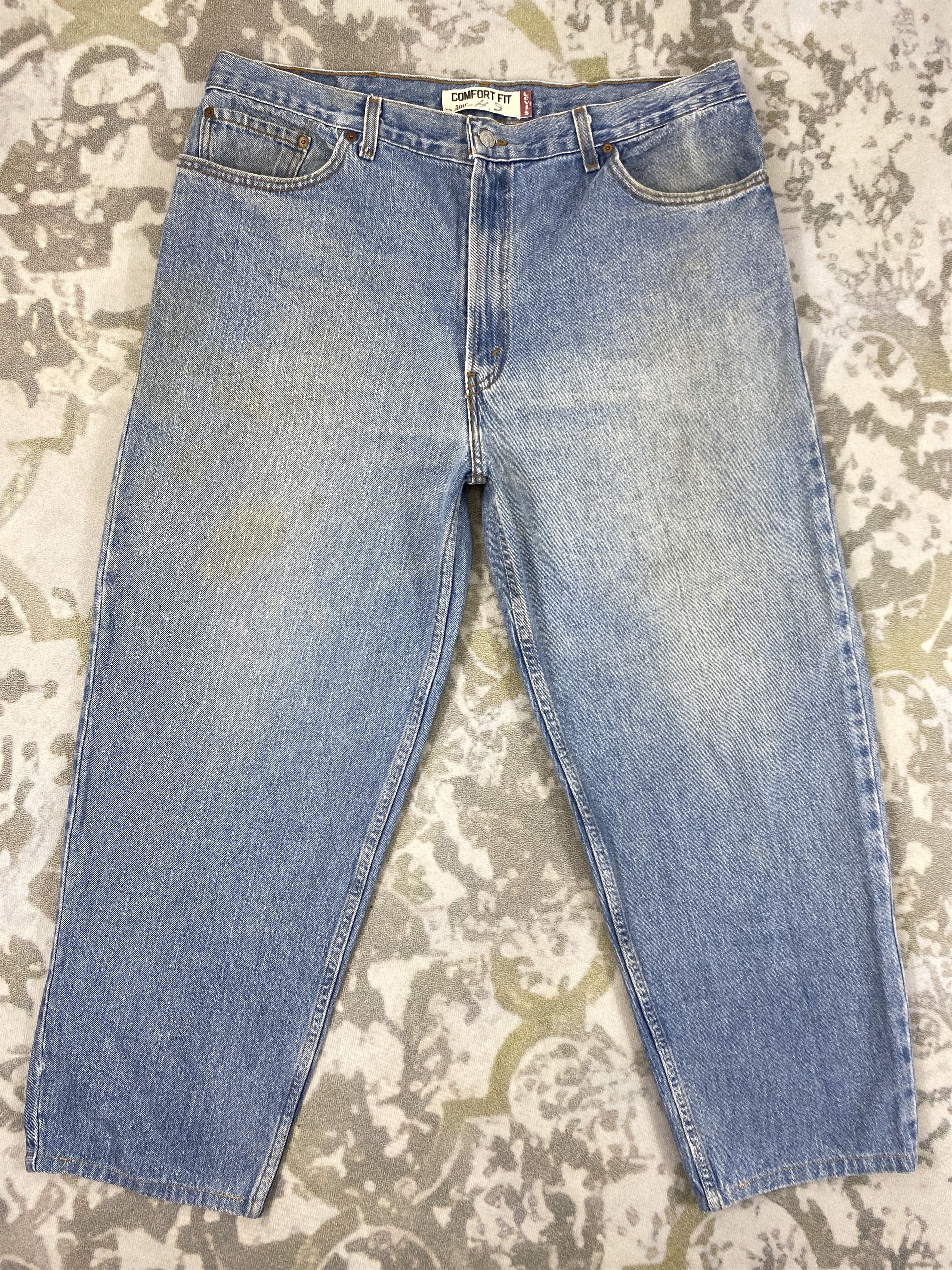 Vintage Levi's 560 Comfort Fit Denim 40 x 28 -JN692