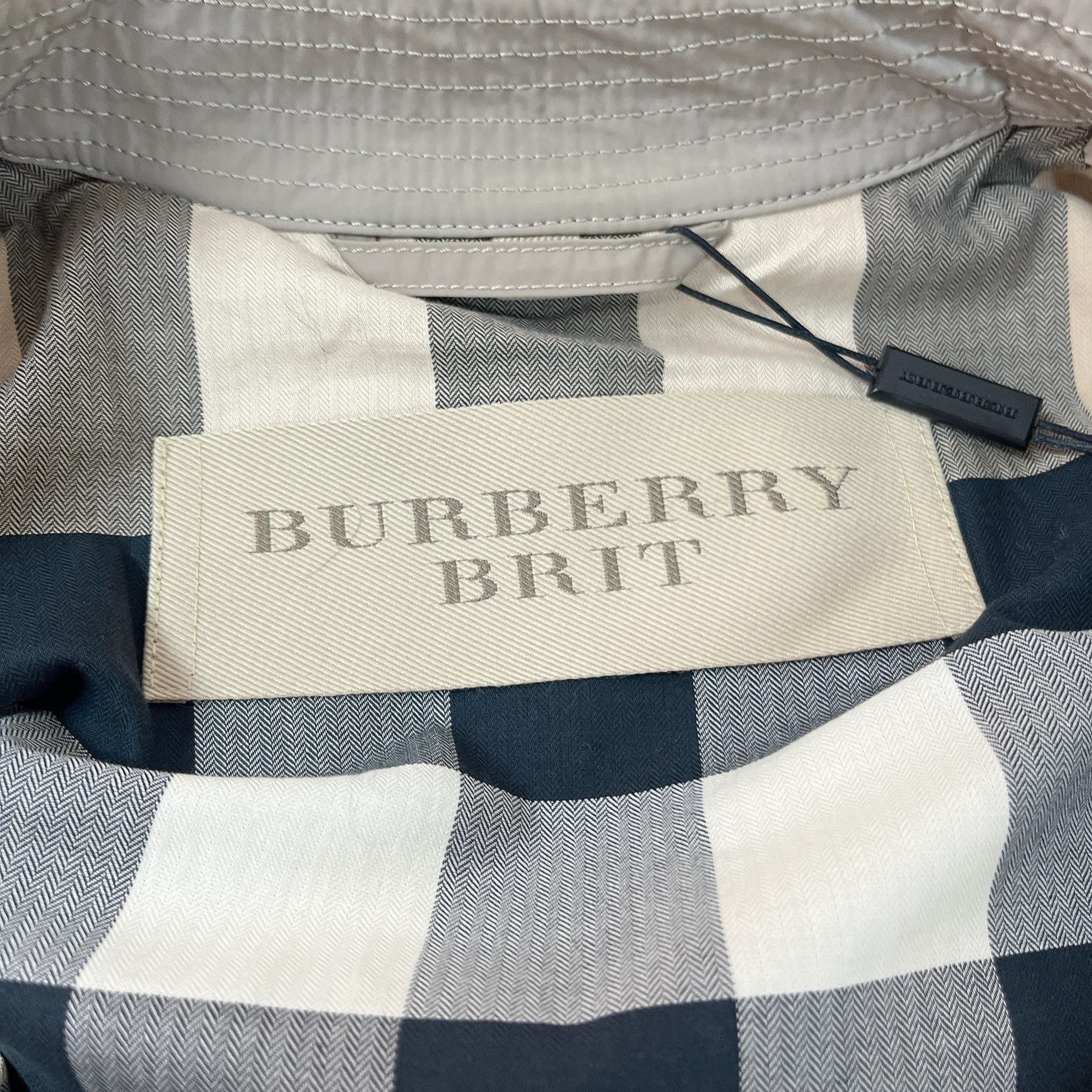 Burberry Burberry light coat M new with tags Size M / US 6-8 / IT 42-44 - 7 Thumbnail