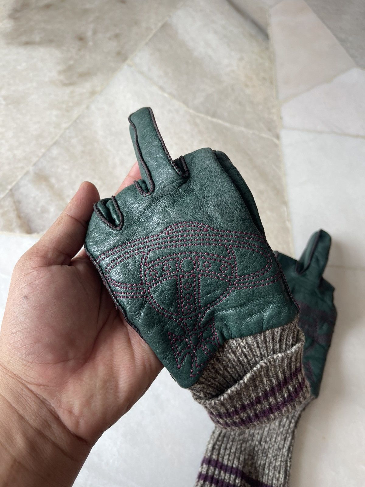 Vivienne Westwood Vintage Vivienne Westwood Leather Glove Big Orb Size ONE SIZE - 9 Thumbnail