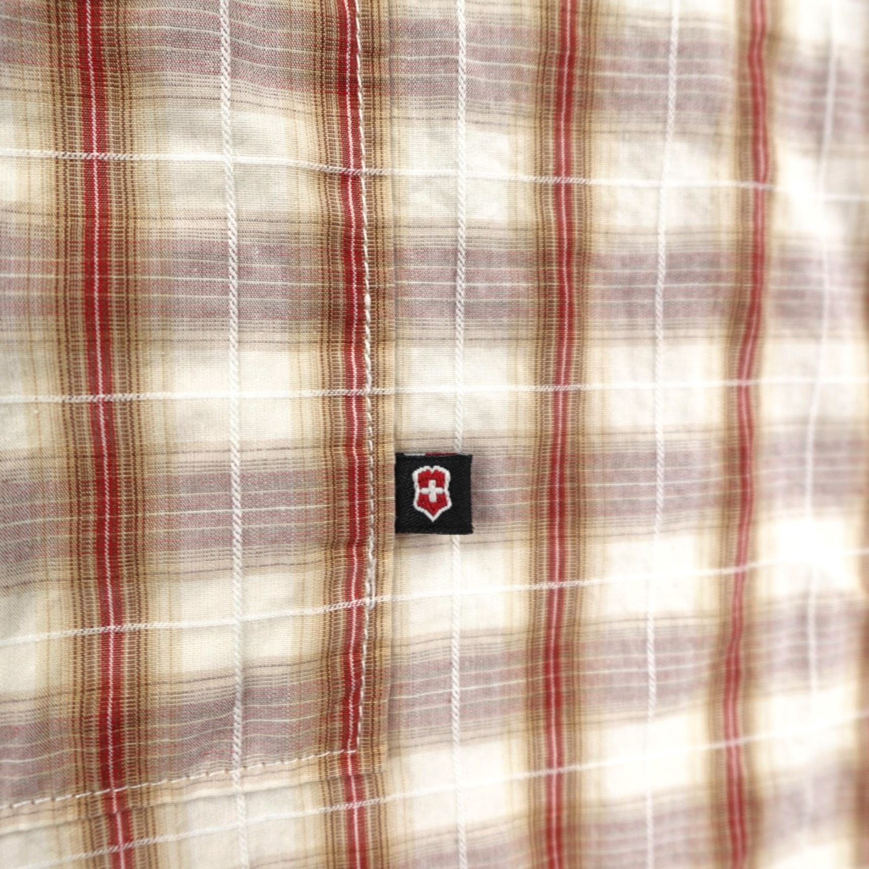 Victorinox VINTAGE Victorinox Shirt Mens Large Beige Red Plaid Button-Up Outdoor Camp Size US L / EU 52-54 / 3 - 4 Thumbnail